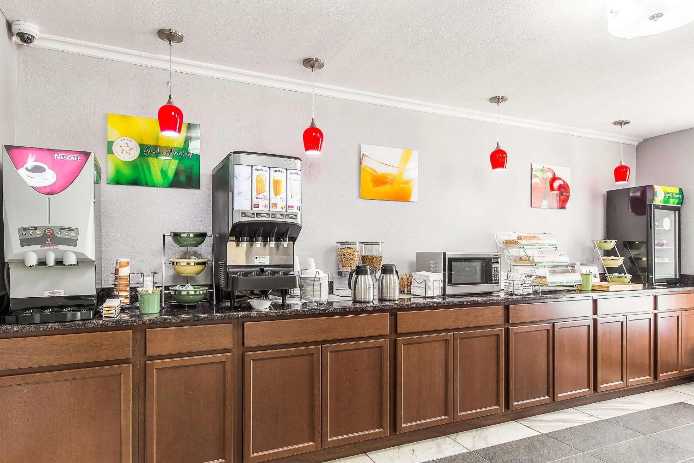 Breakfast in Quality Inn