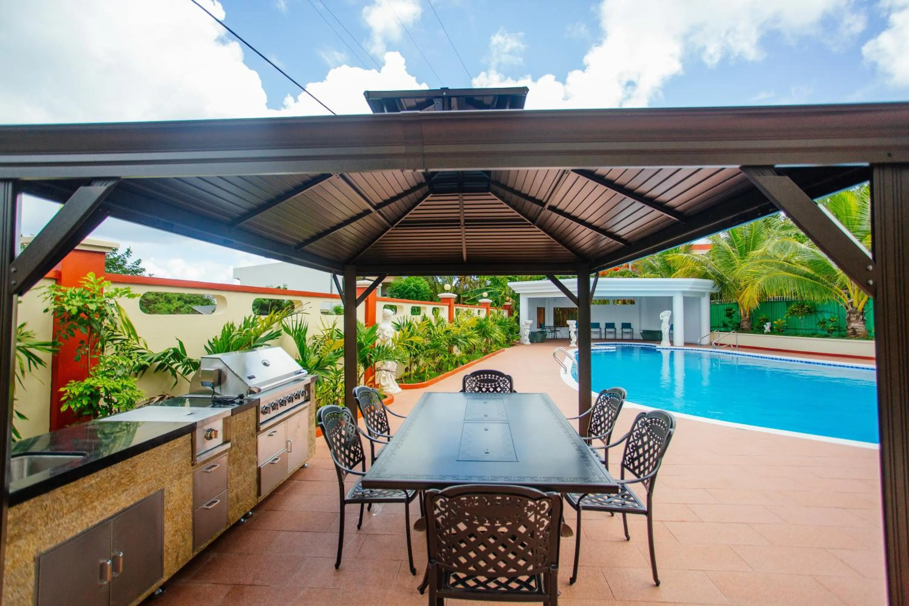 Swimming pool in Capital Hotel