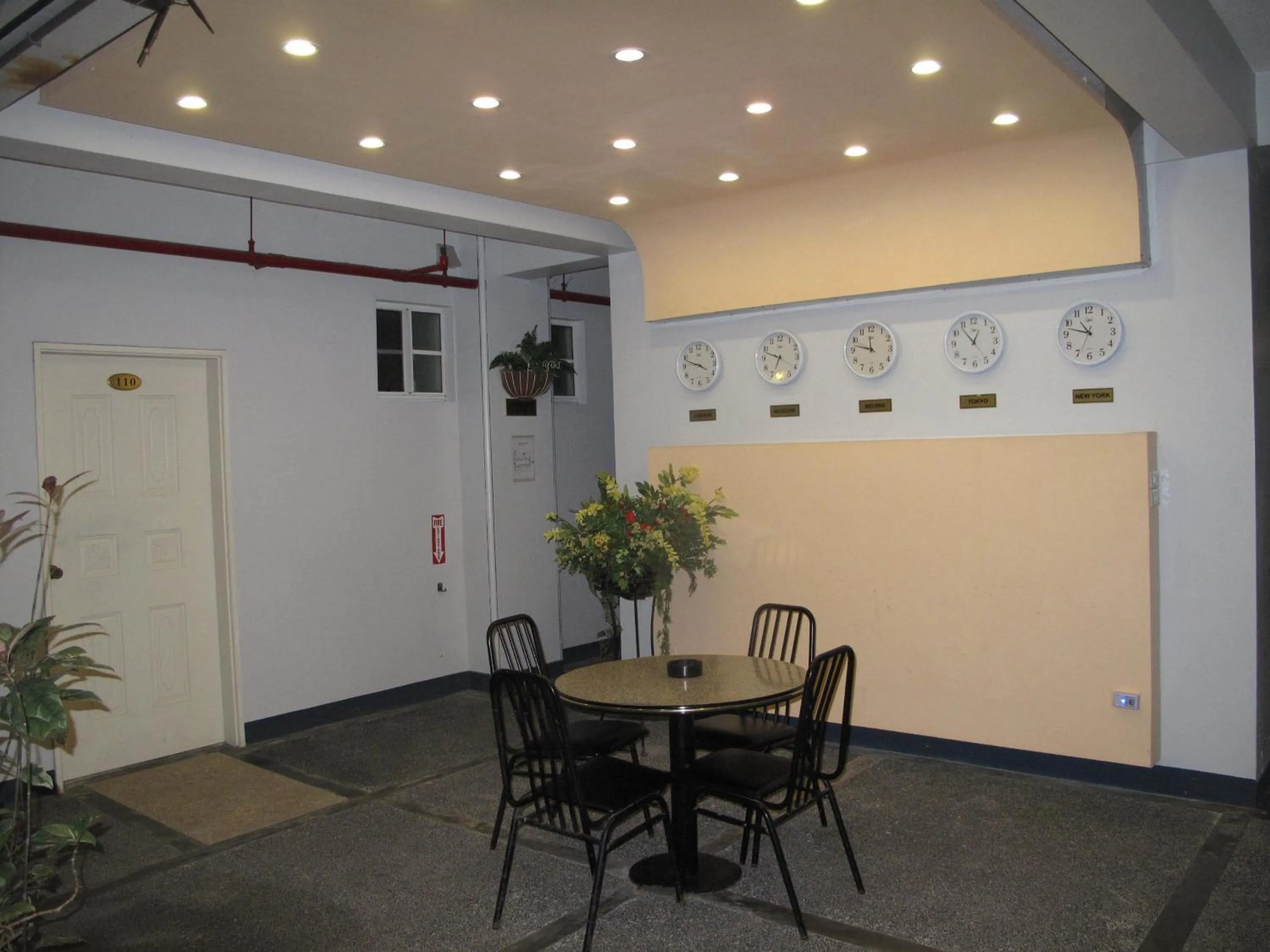 Lobby or reception in Capital Hotel