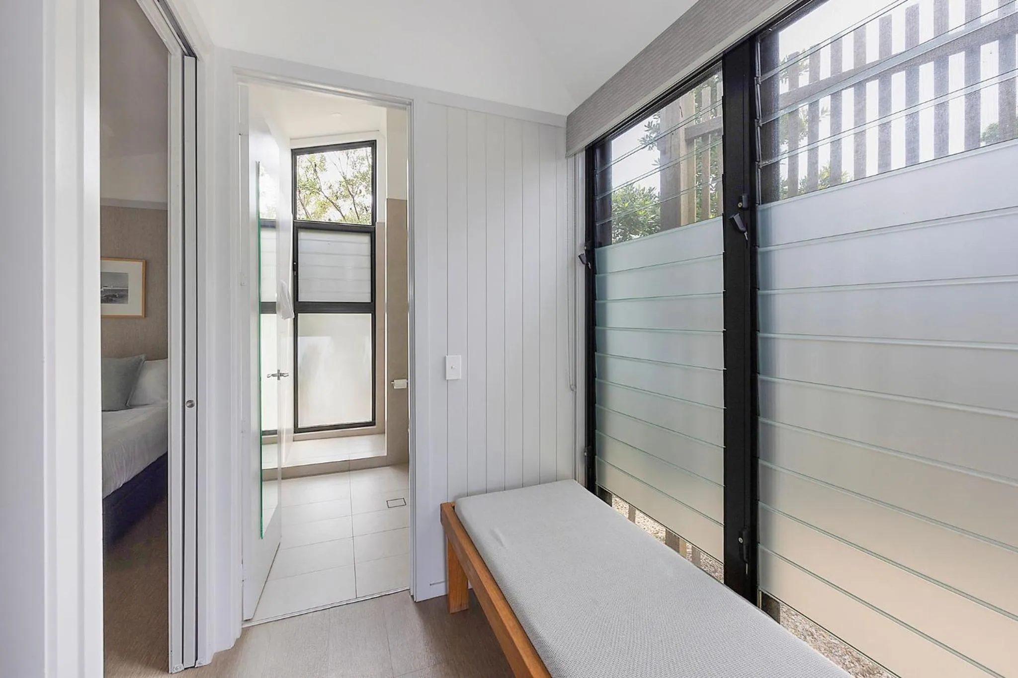 Living room, Bed in Reflections Evans Head - Holiday Park