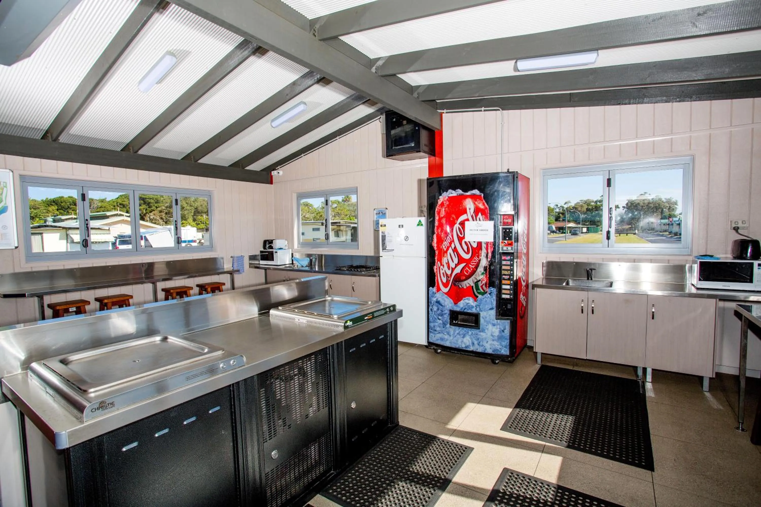 Communal lounge/ TV room in Reflections Evans Head - Holiday Park