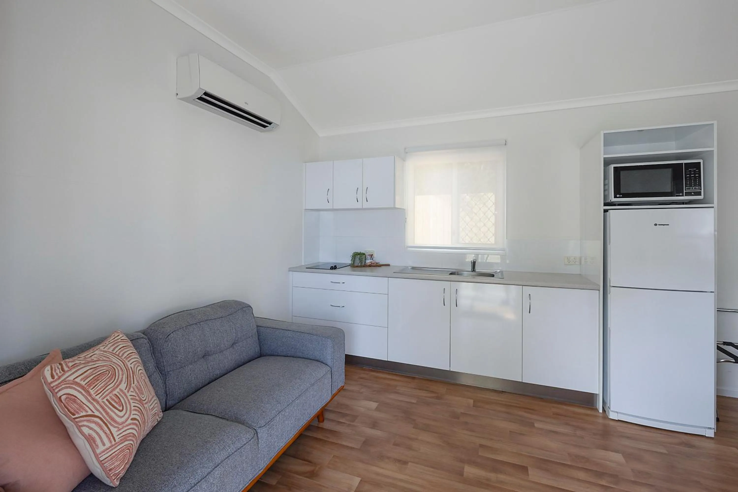 Kitchen or kitchenette in Reflections Ballina - Holiday Park