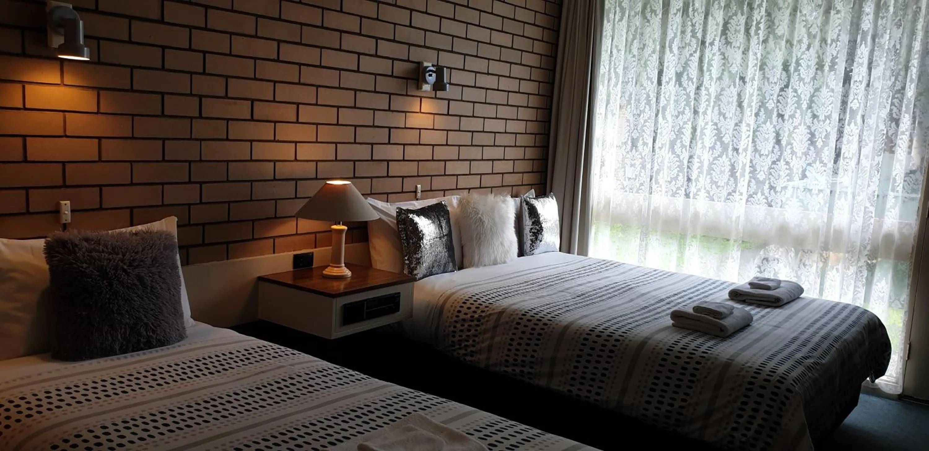 Bed in Sandpipers @ Millicent