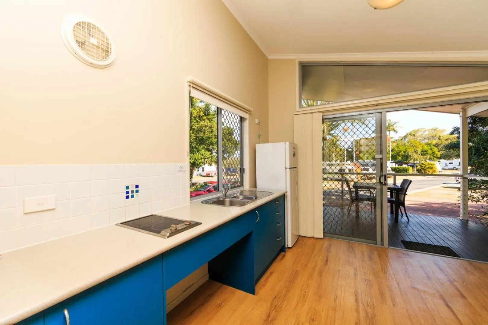 Kitchen or kitchenette in Reflections Brunswick Head - Holiday Park