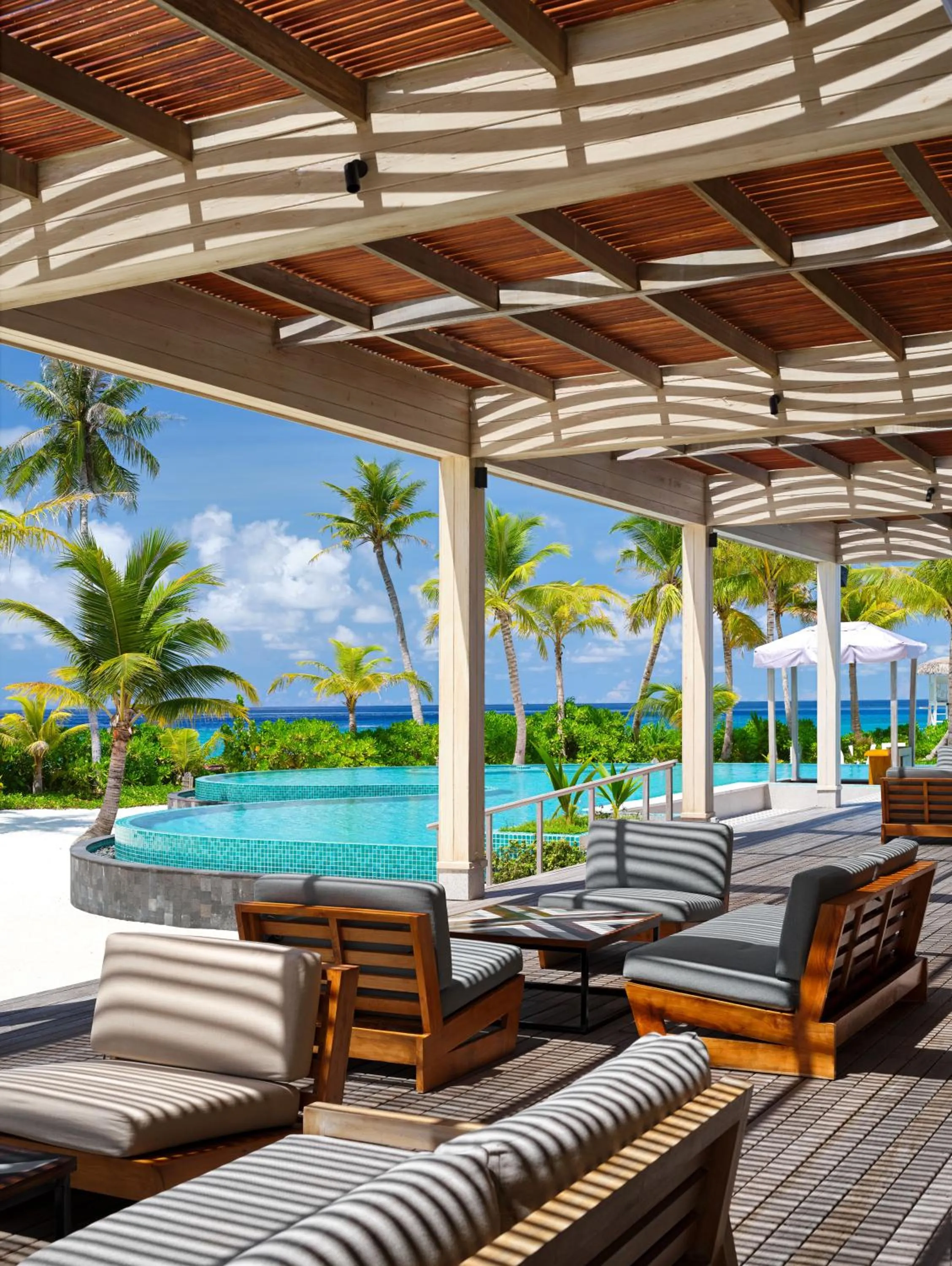 Restaurant/places to eat in Hilton Maldives Amingiri Resort & Spa