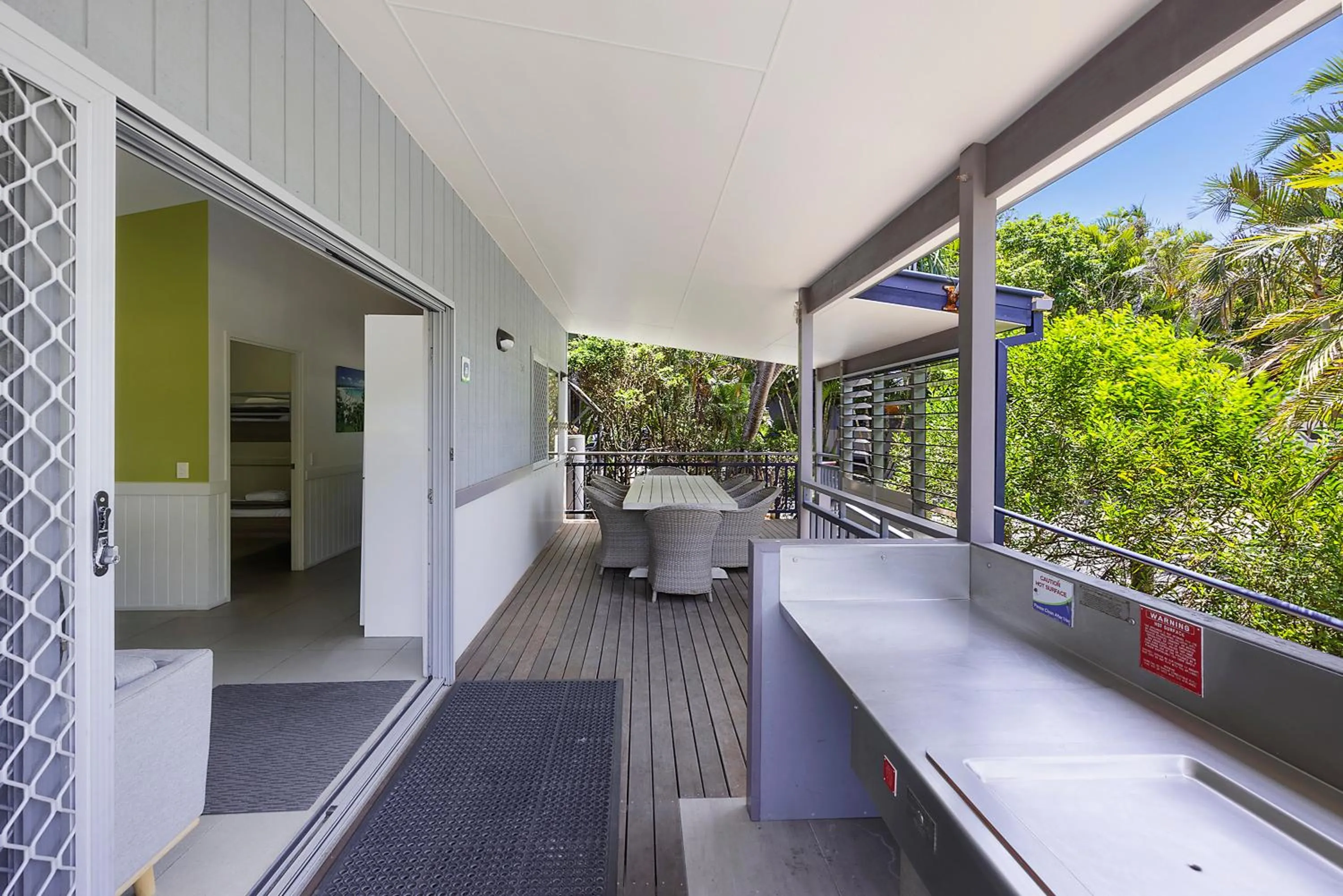 BBQ facilities in Reflections Byron Bay - Holiday Park