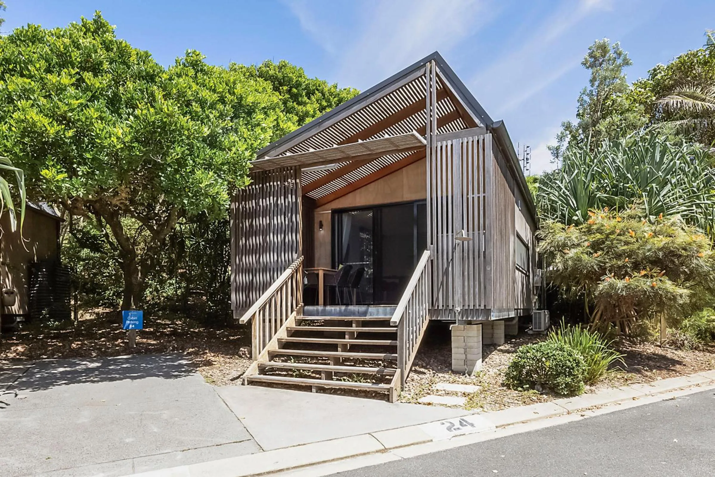Facade/entrance in Reflections Byron Bay - Holiday Park