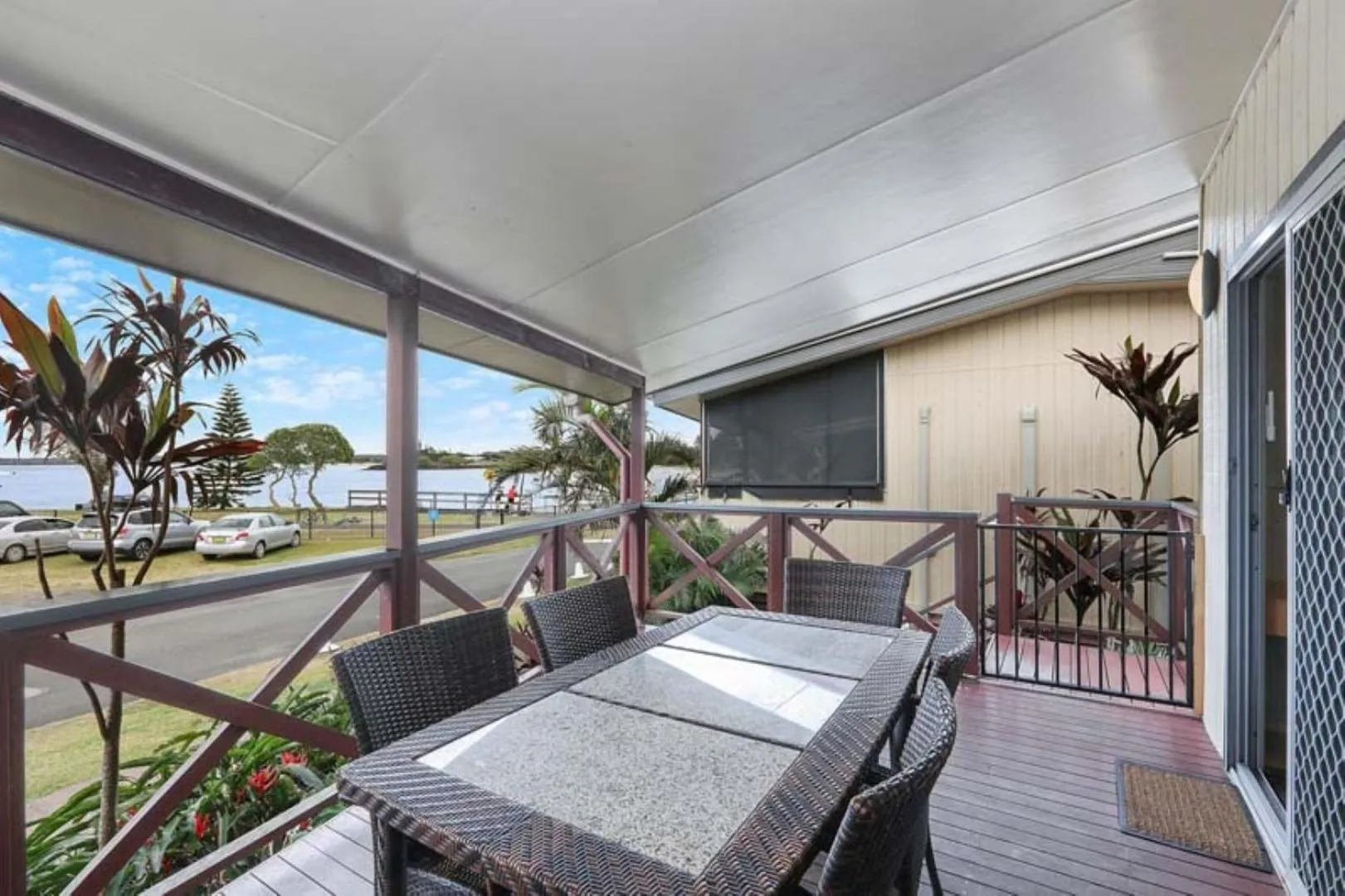 Balcony/Terrace in Reflections Shaws Bay - Holiday Park