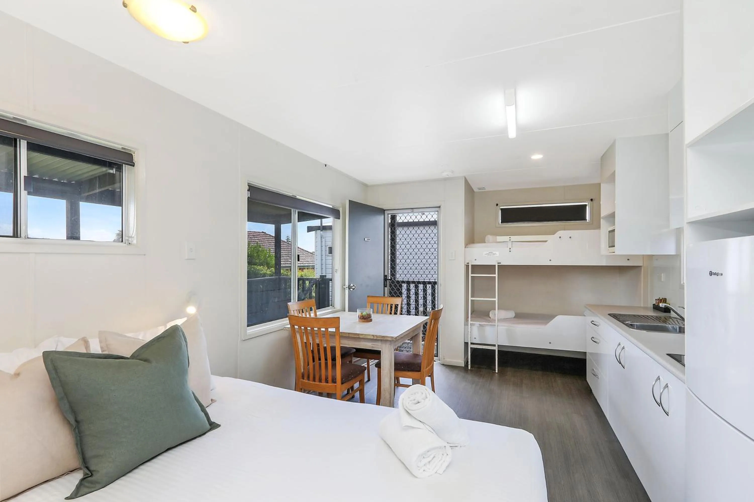 Photo of the whole room, Bed in Reflections Shaws Bay - Holiday Park