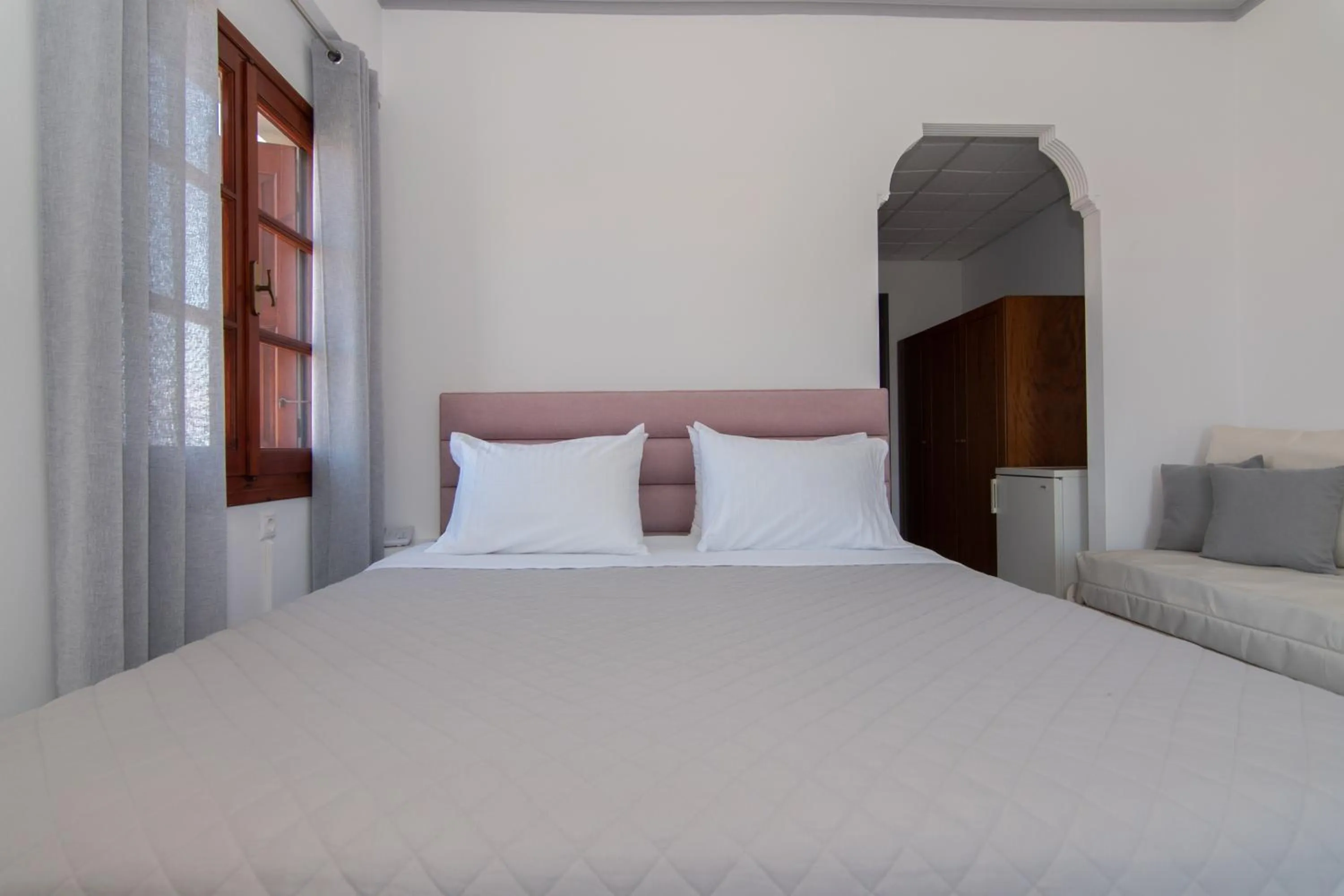 Bed in Iro's Residence