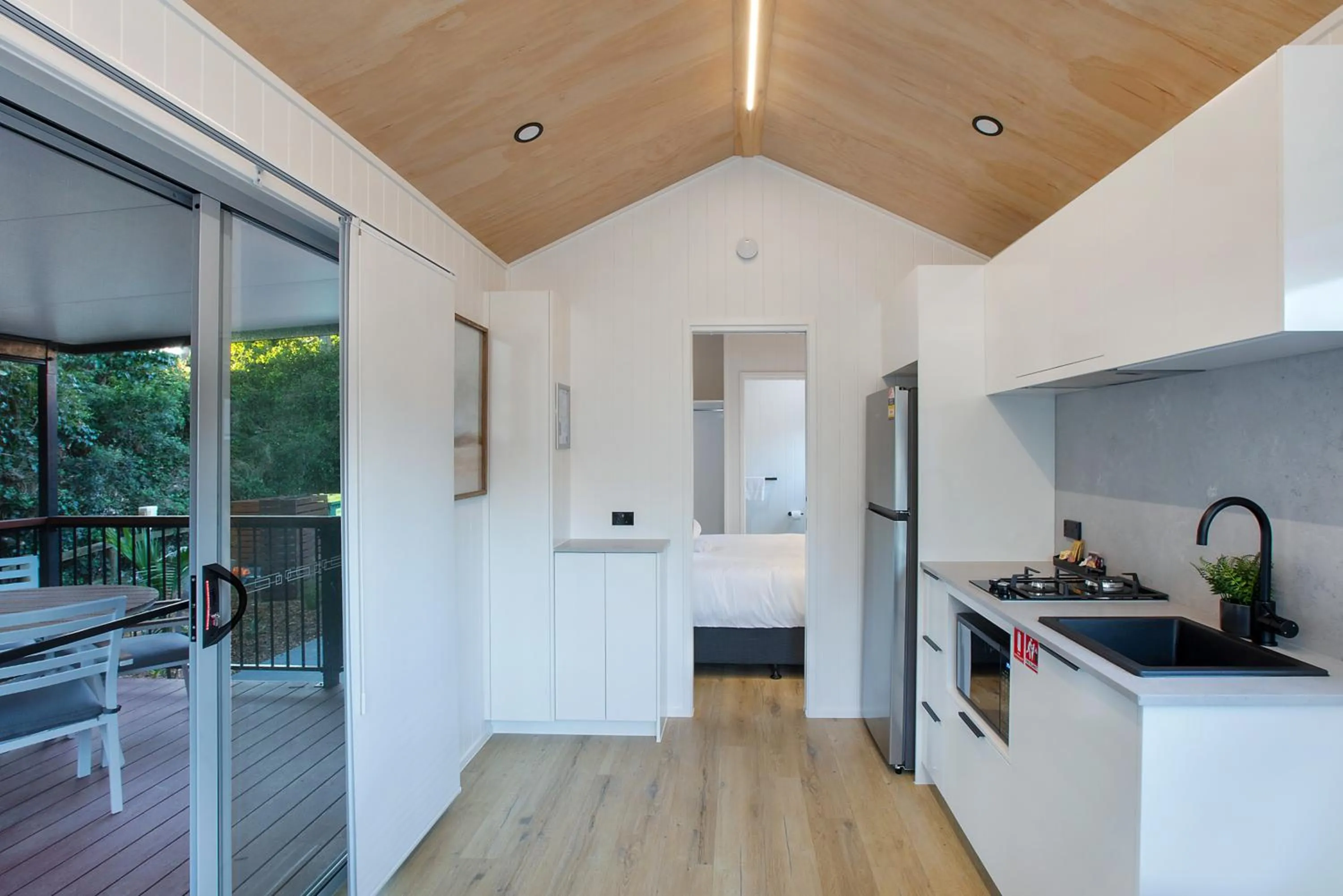 Kitchen or kitchenette in Reflections Scotts Head - Holiday Park