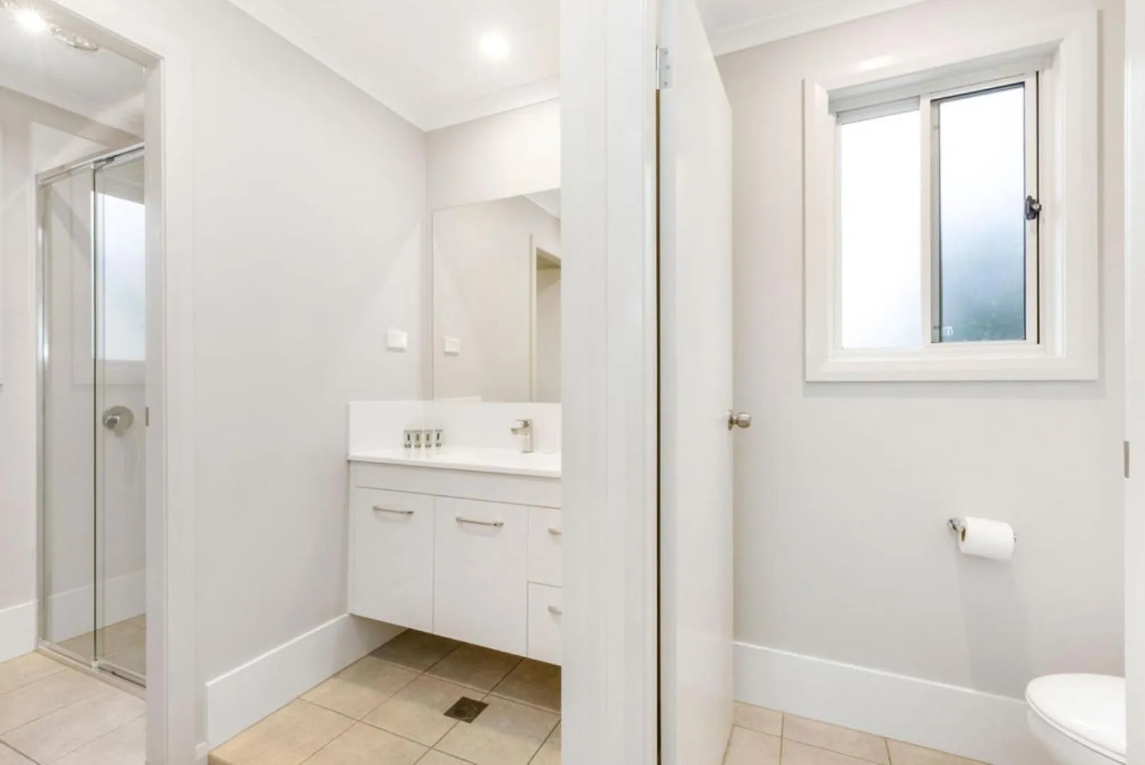 Bathroom in Reflections Scotts Head - Holiday Park