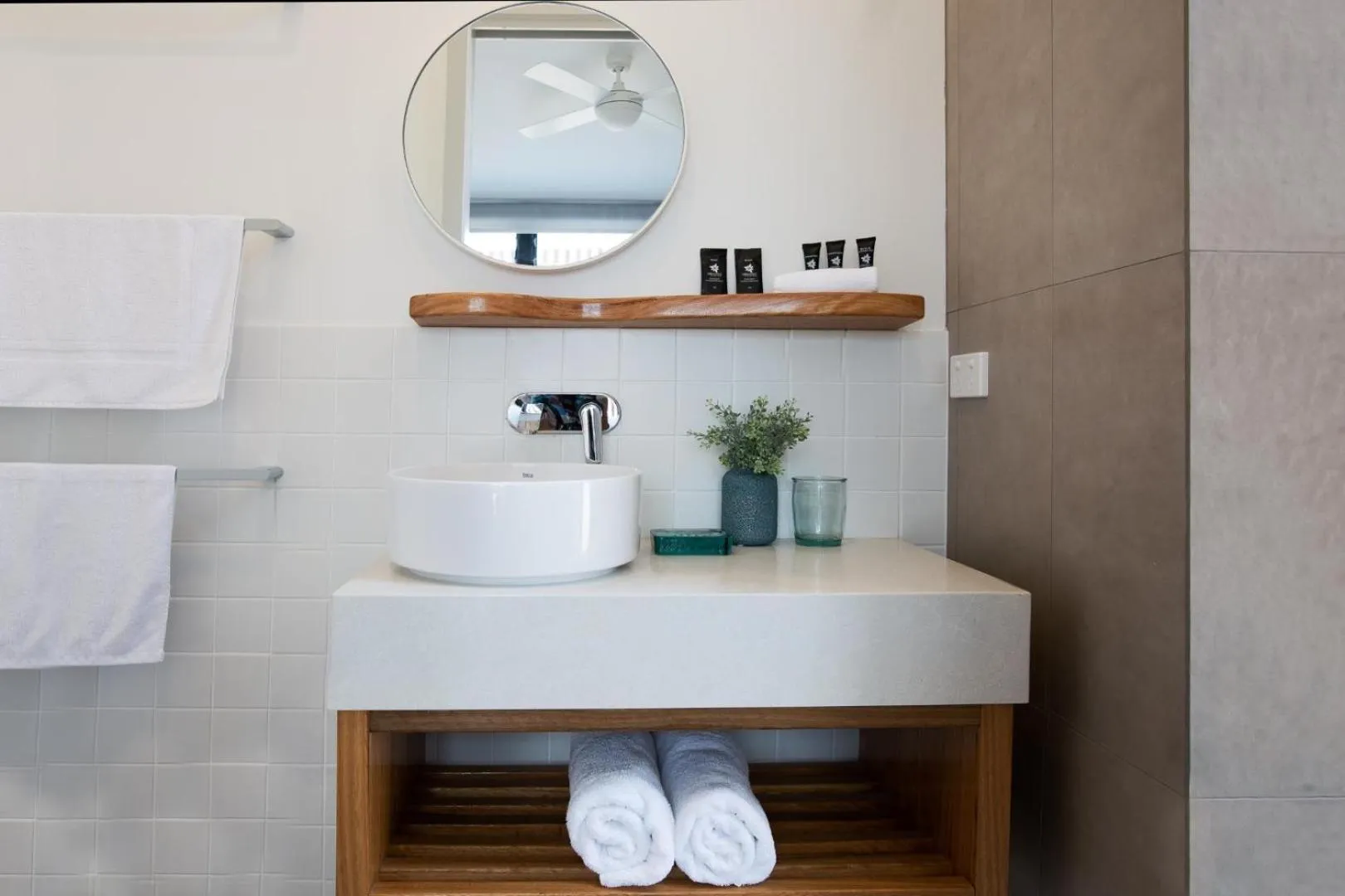Bathroom in Reflections Bonny Hills - Holiday Park