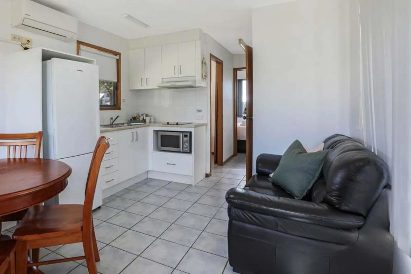 Kitchen or kitchenette in Reflections North Haven - Holiday Park