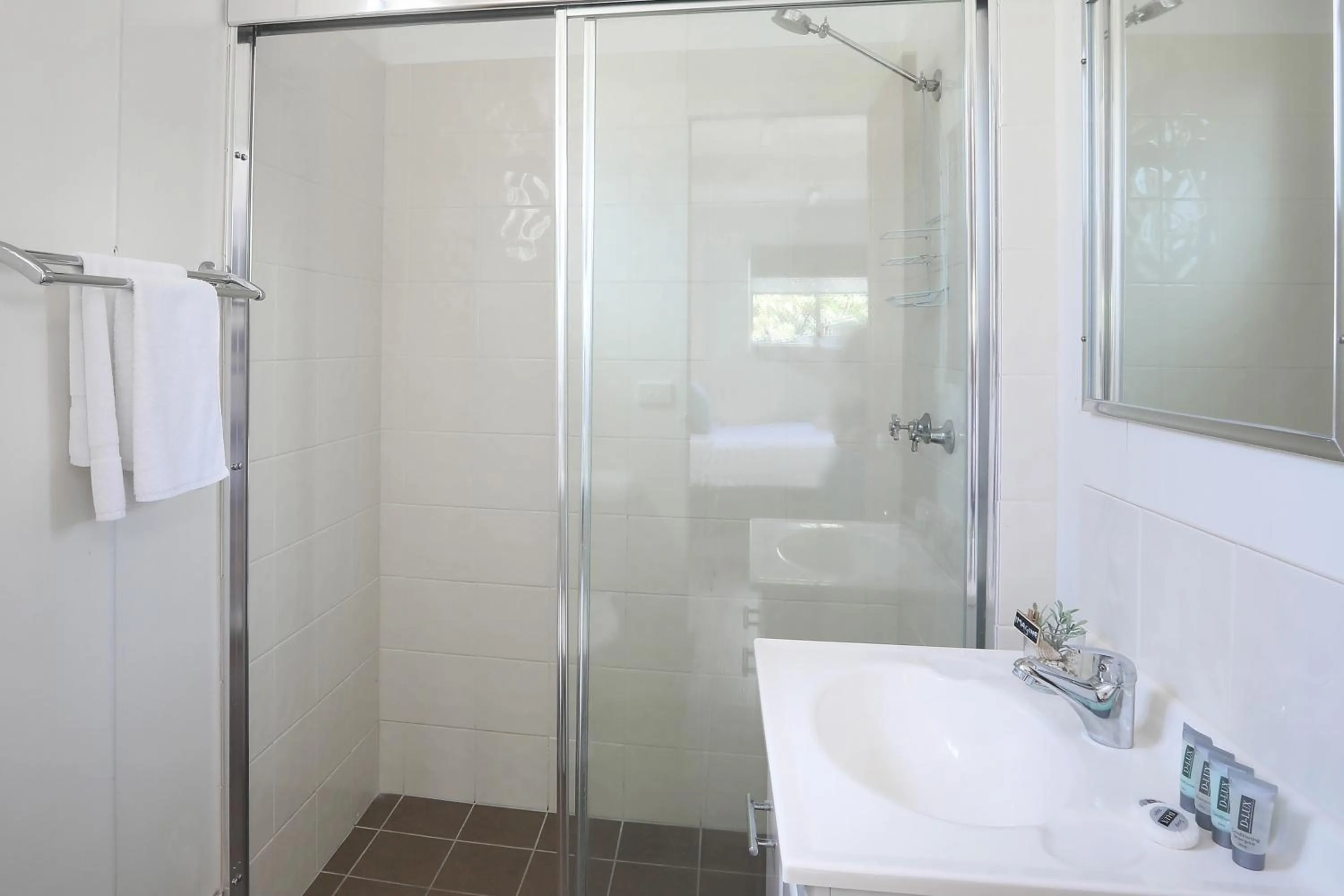 Bathroom in Reflections Tuncurry - Holiday Park