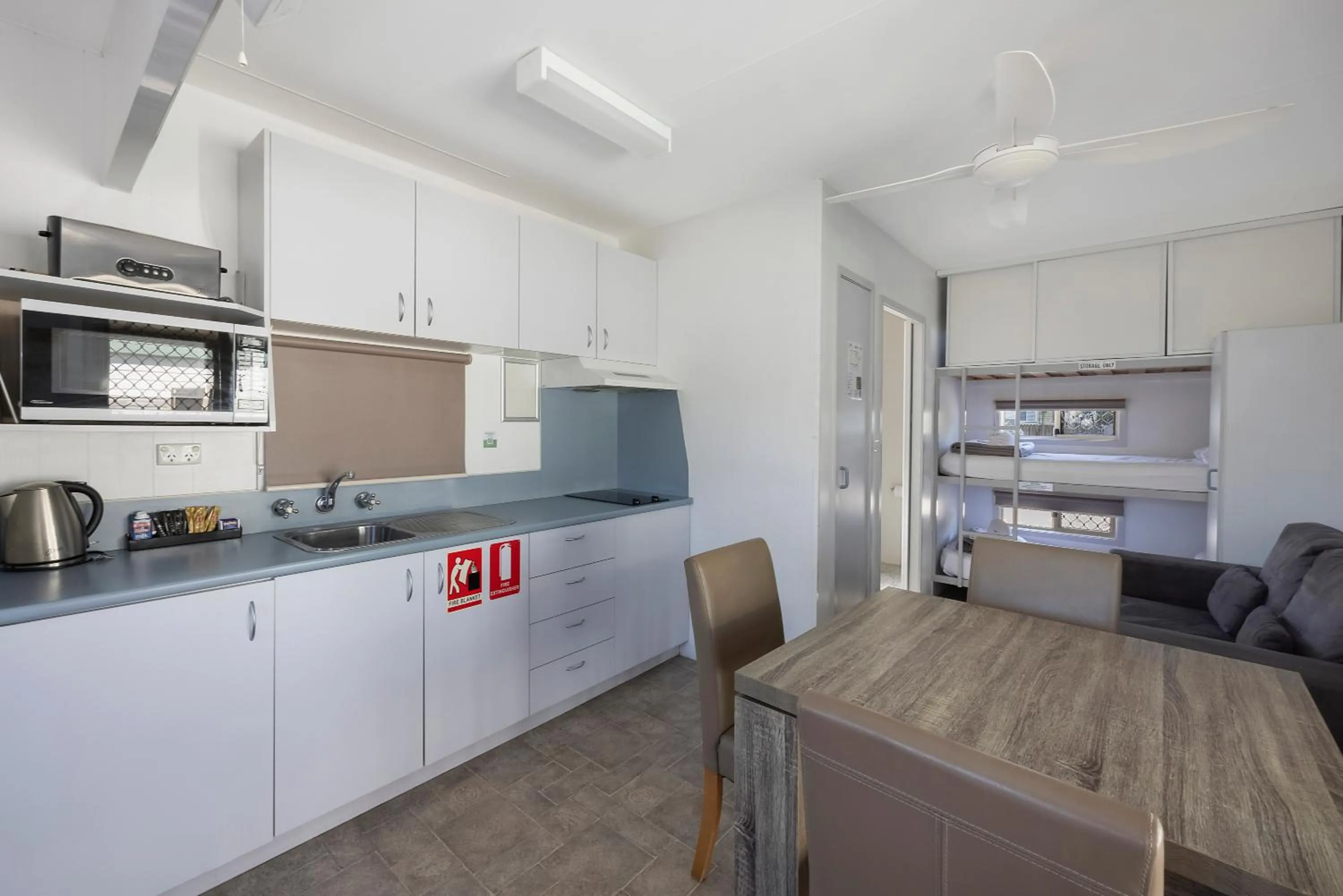 Kitchen or kitchenette in Reflections Forster Beach - Holiday Park
