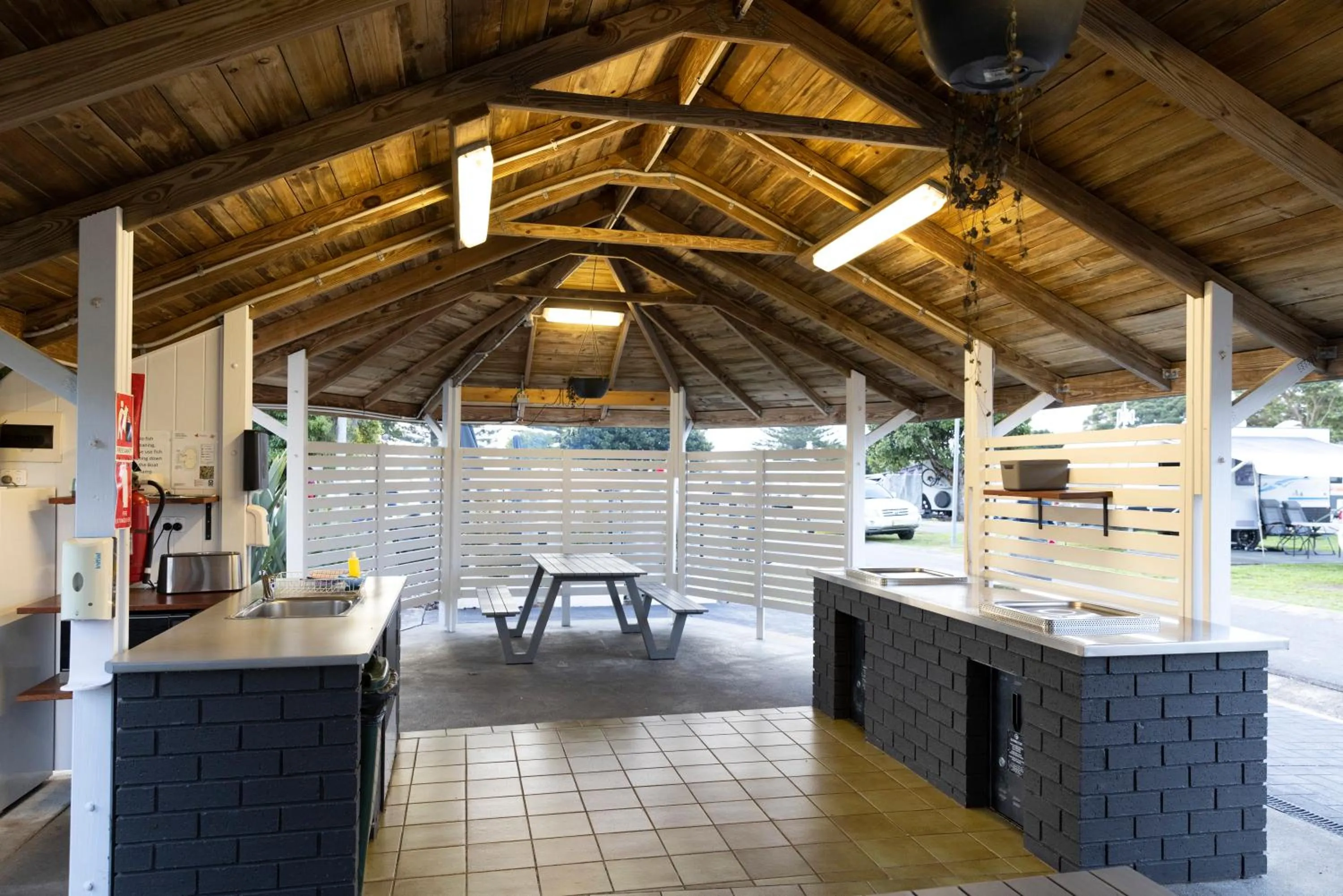 BBQ facilities in Reflections Forster Beach - Holiday Park
