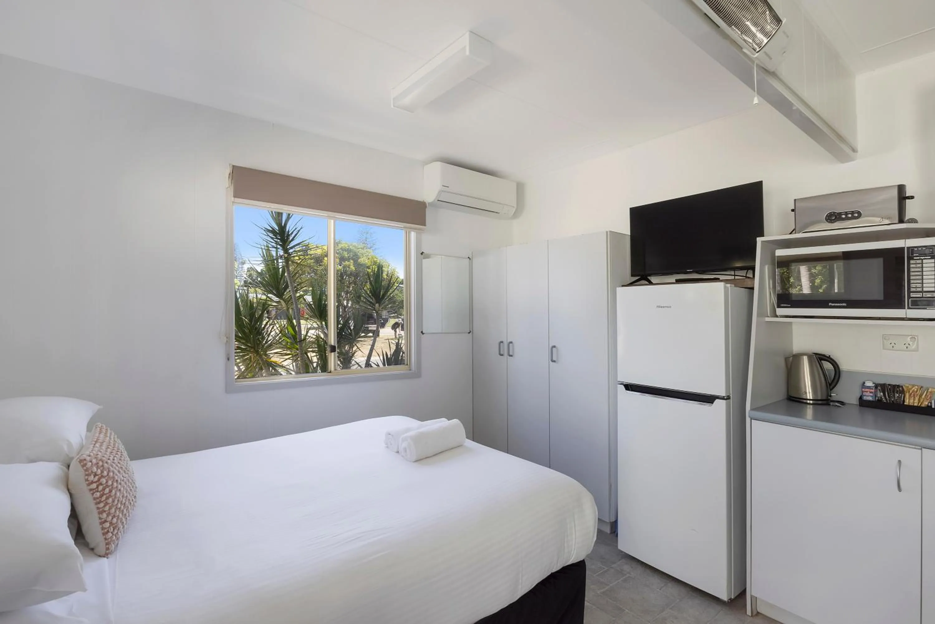 Bed in Reflections Forster Beach - Holiday Park