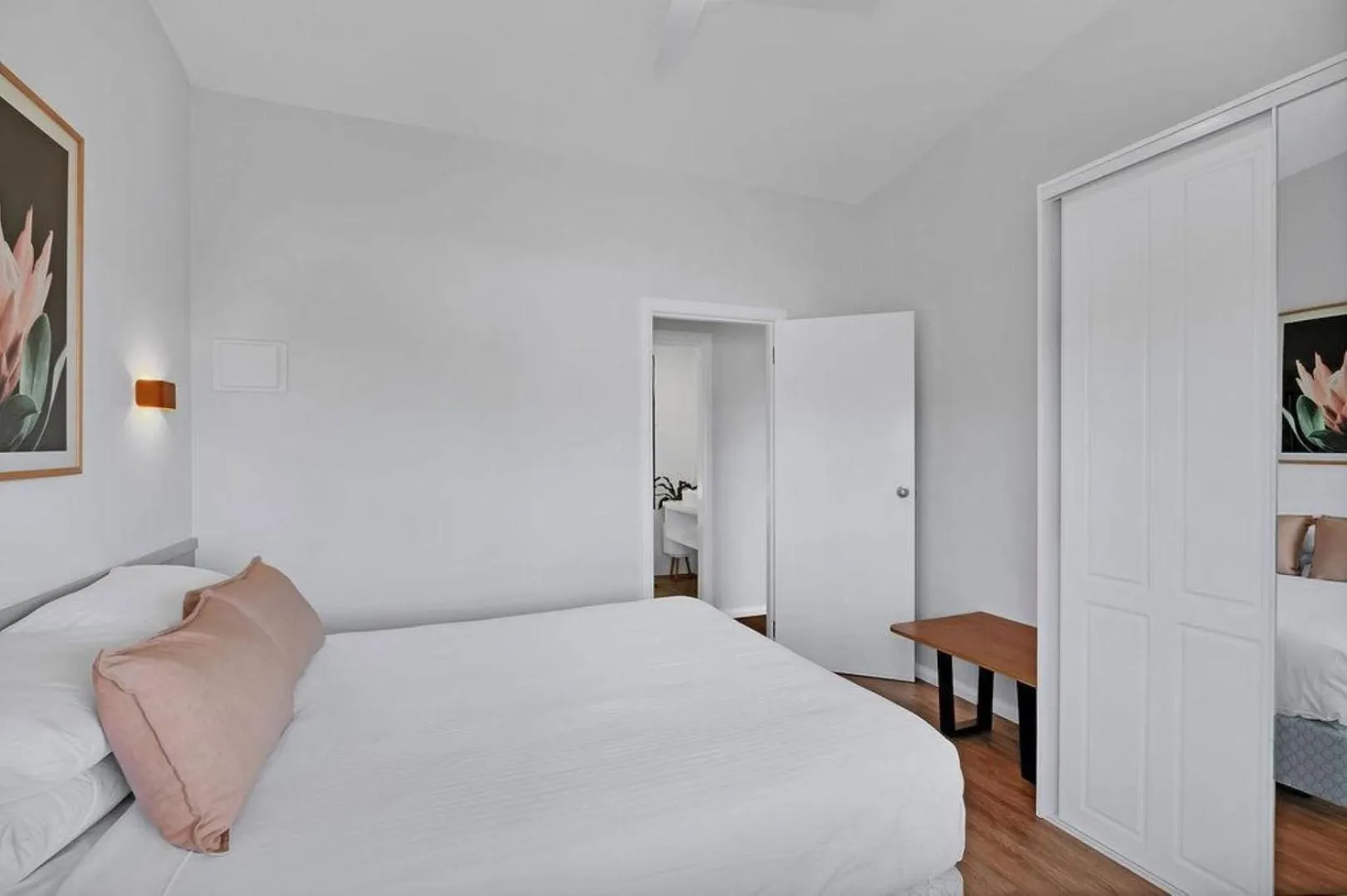 Bed in Reflections Seal Rocks - Holiday Park