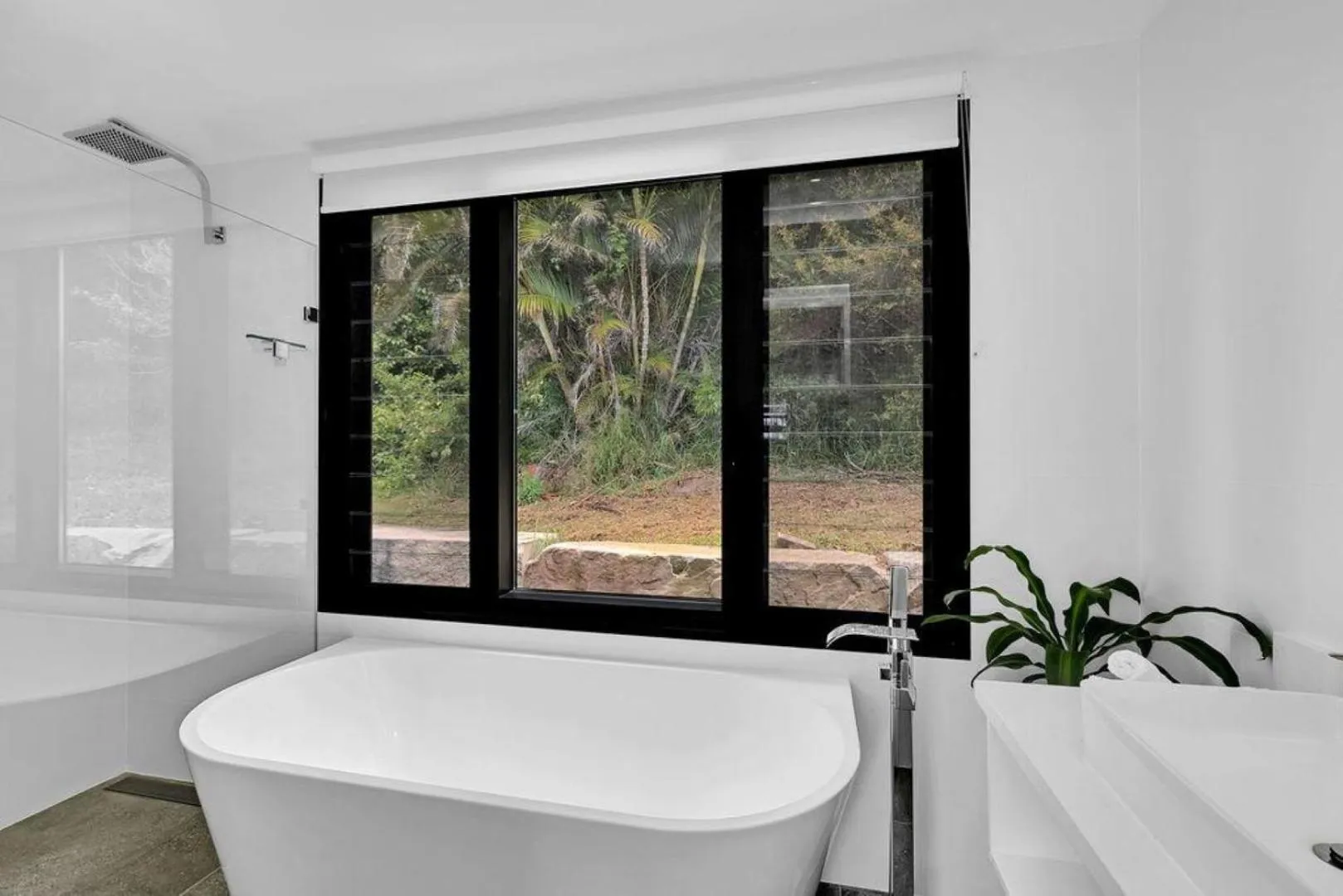 Bathroom in Reflections Seal Rocks - Holiday Park