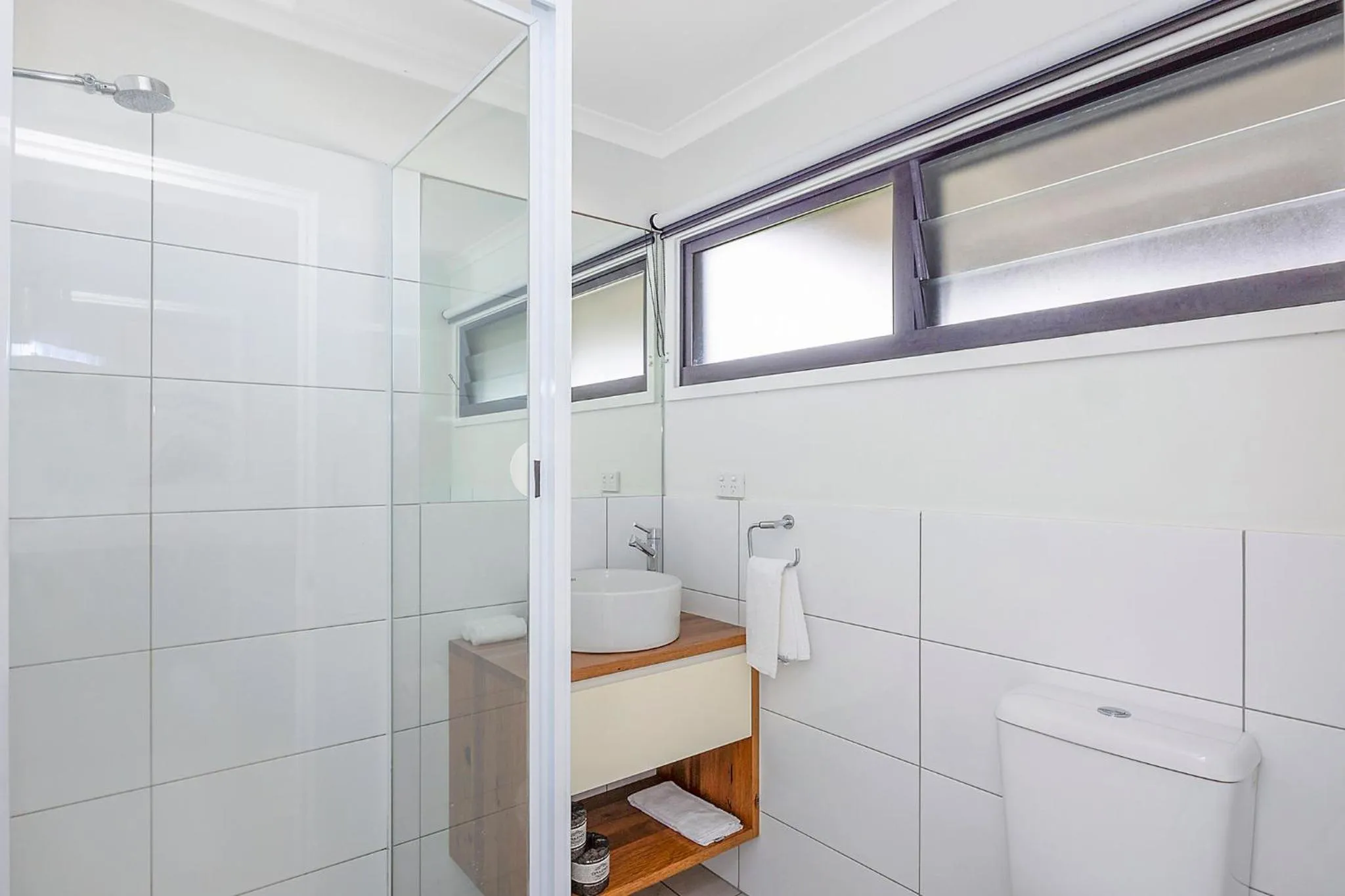 Bathroom in Reflections Seal Rocks - Holiday Park