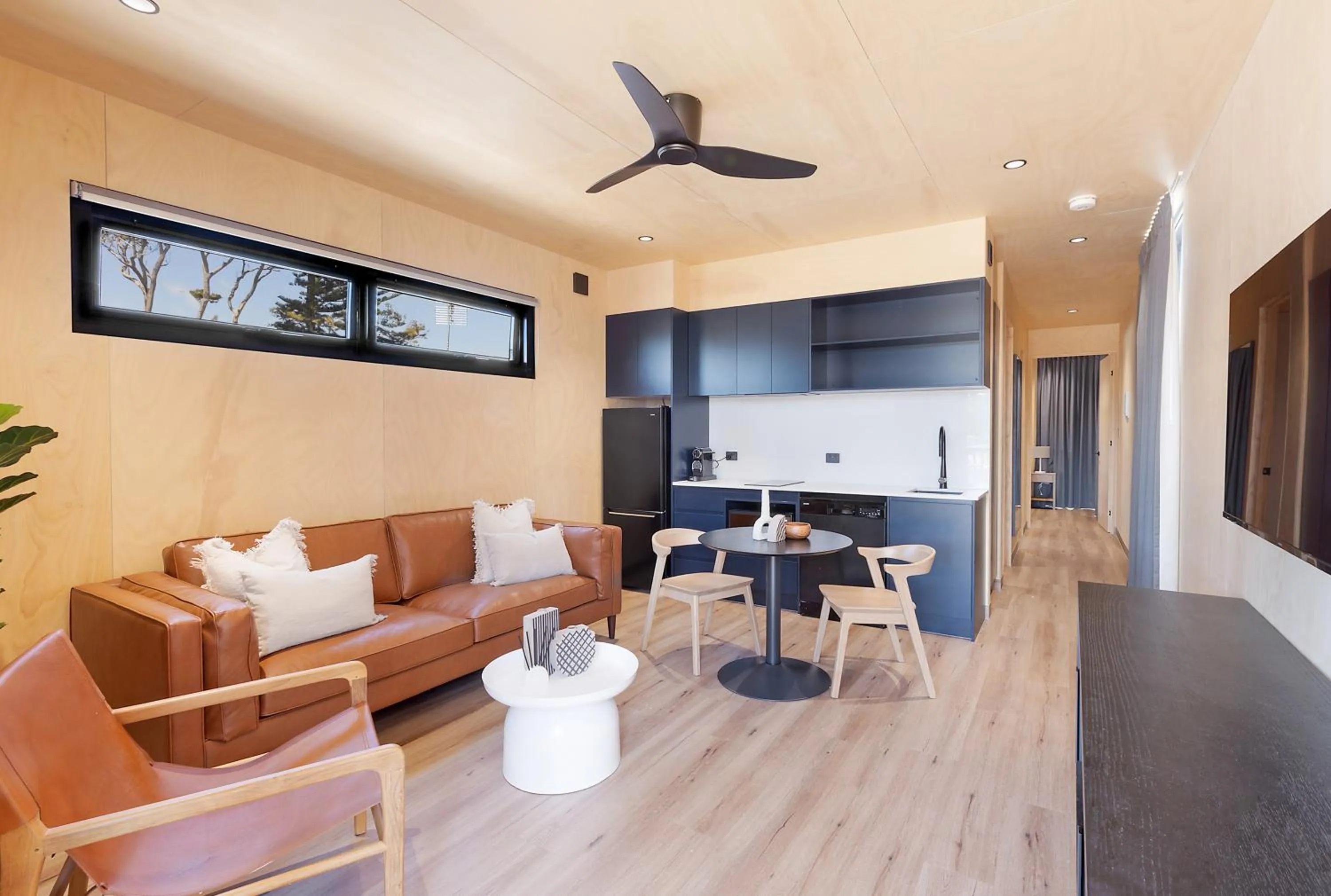 Kitchen or kitchenette in Reflections Hawks Nest - Holiday Park