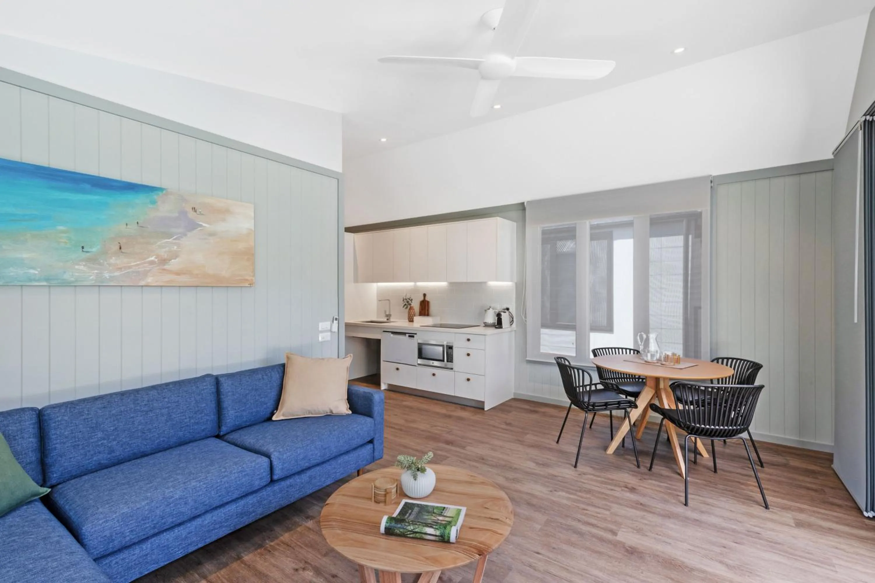 Seating area in Reflections Jimmys Beach - Holiday Park