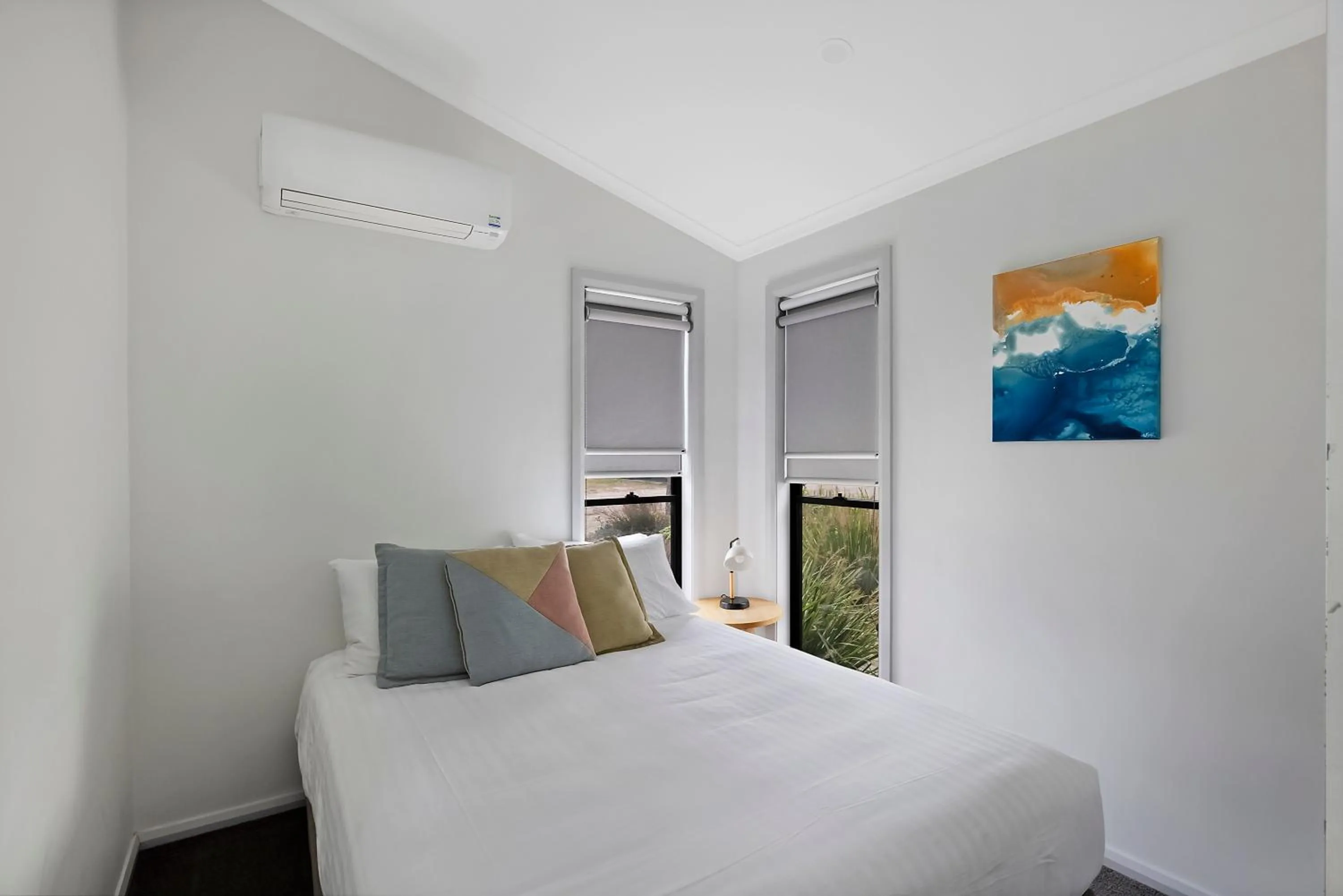 Bed in Reflections Jimmys Beach - Holiday Park