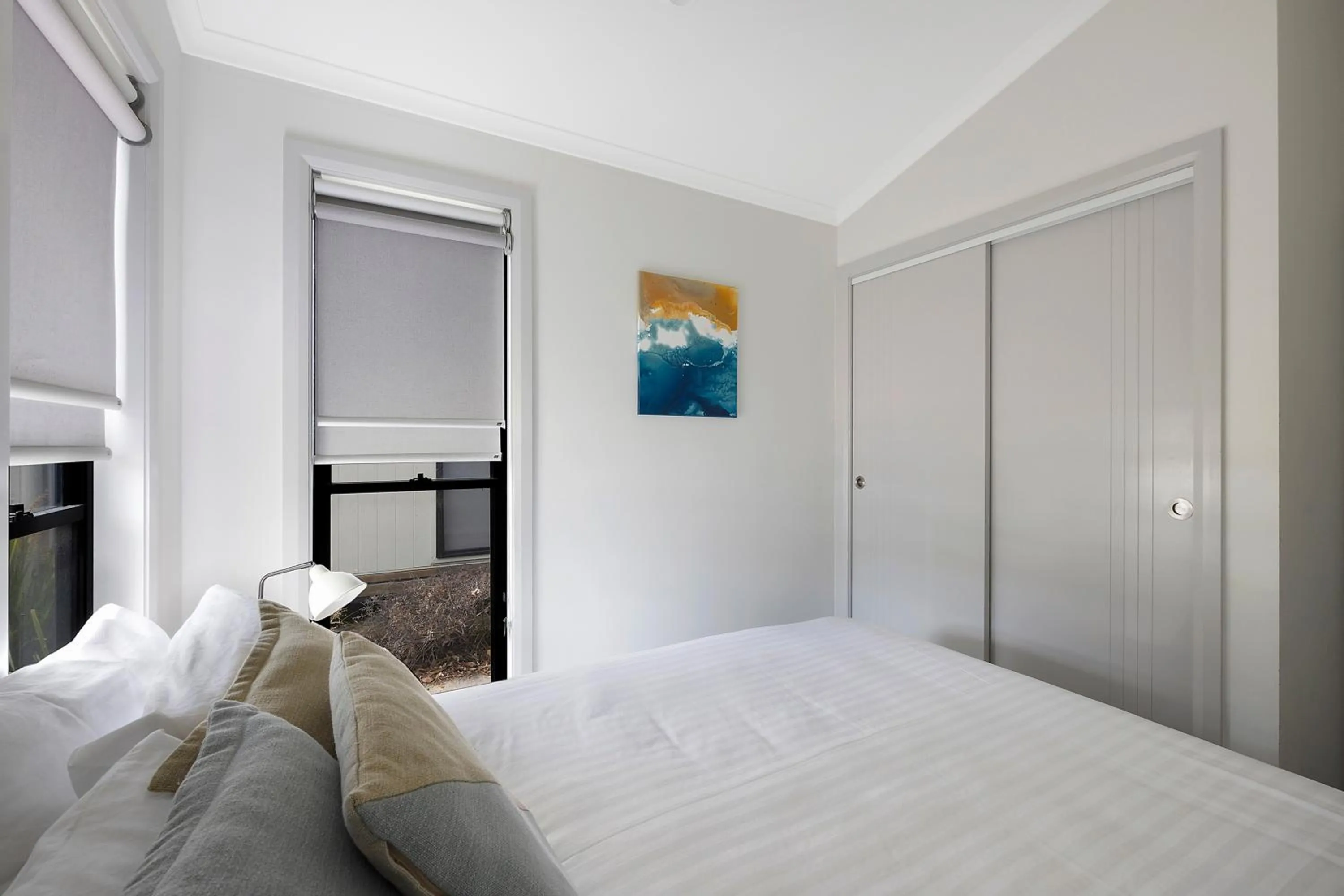 Photo of the whole room, Bed in Reflections Jimmys Beach - Holiday Park