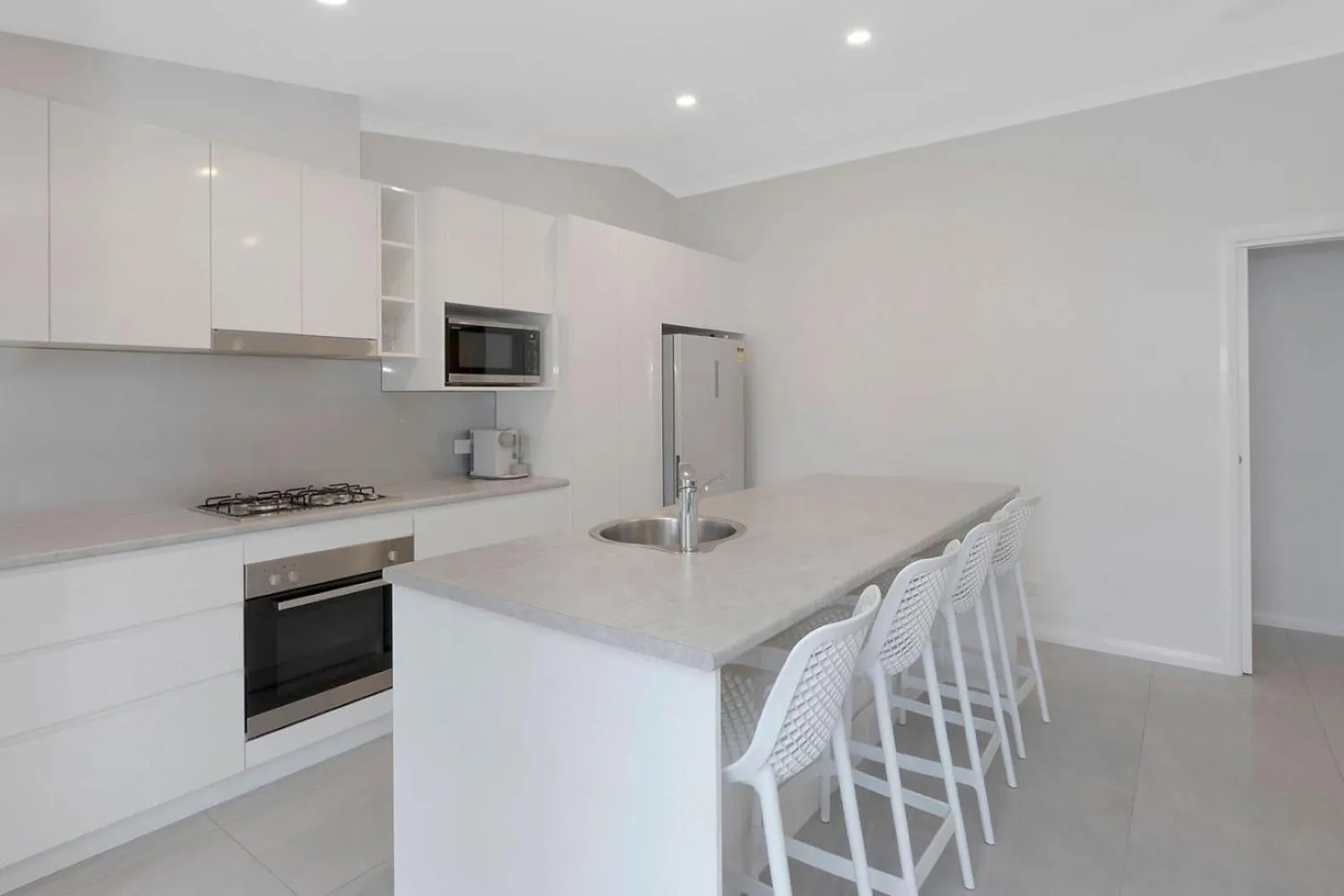 Kitchen or kitchenette in Reflections Bermagui - Holiday Park