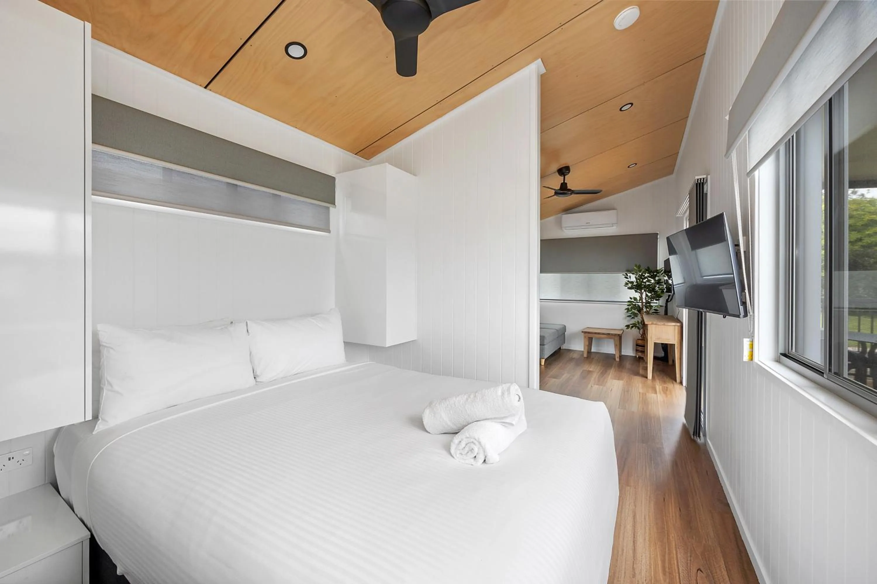 Bed in Reflections Bermagui - Holiday Park