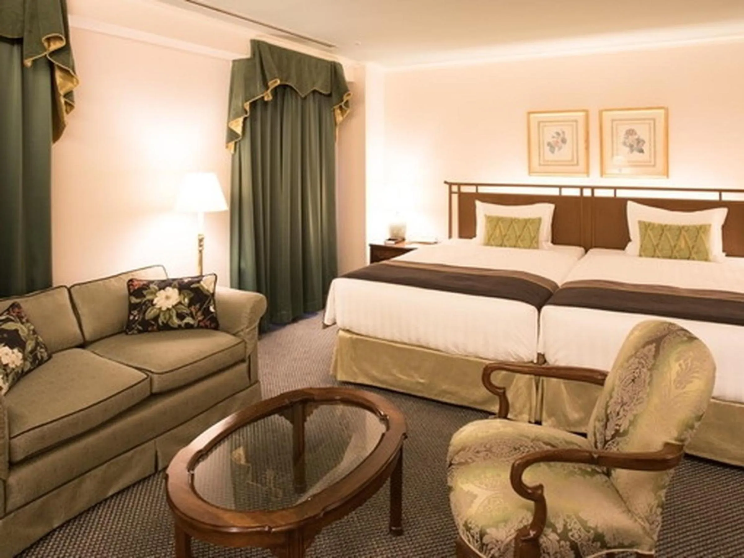 Bed in Kobe Kitano Hotel