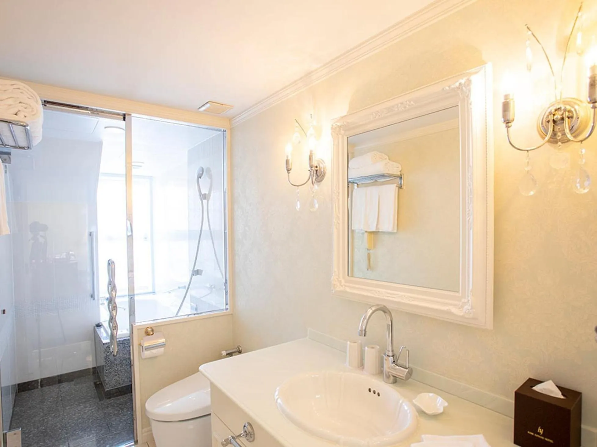 Bathroom in Kobe Kitano Hotel