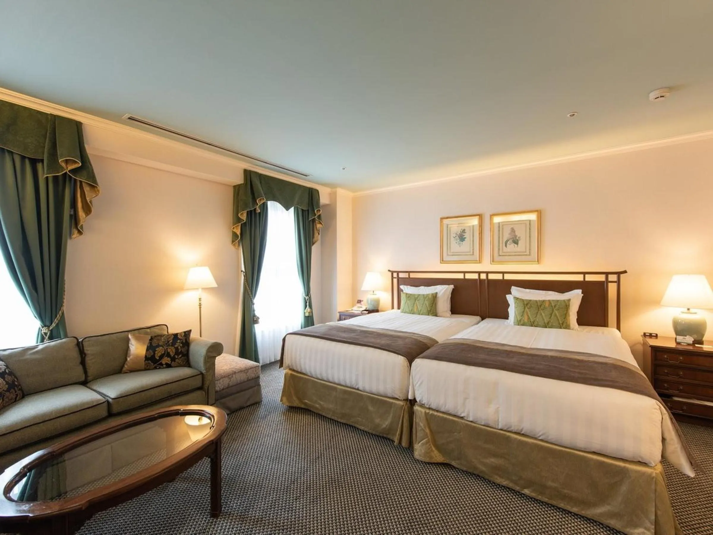 Bed in Kobe Kitano Hotel