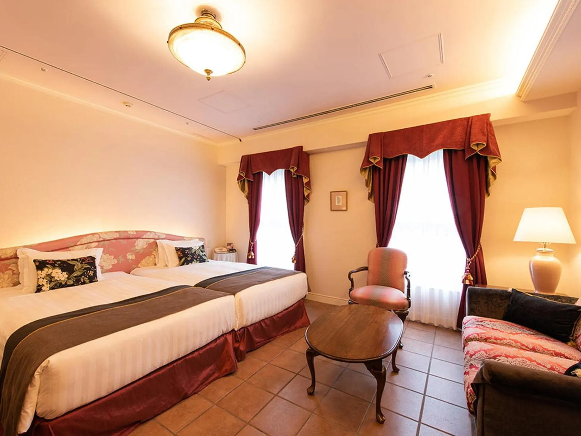 Bed in Kobe Kitano Hotel