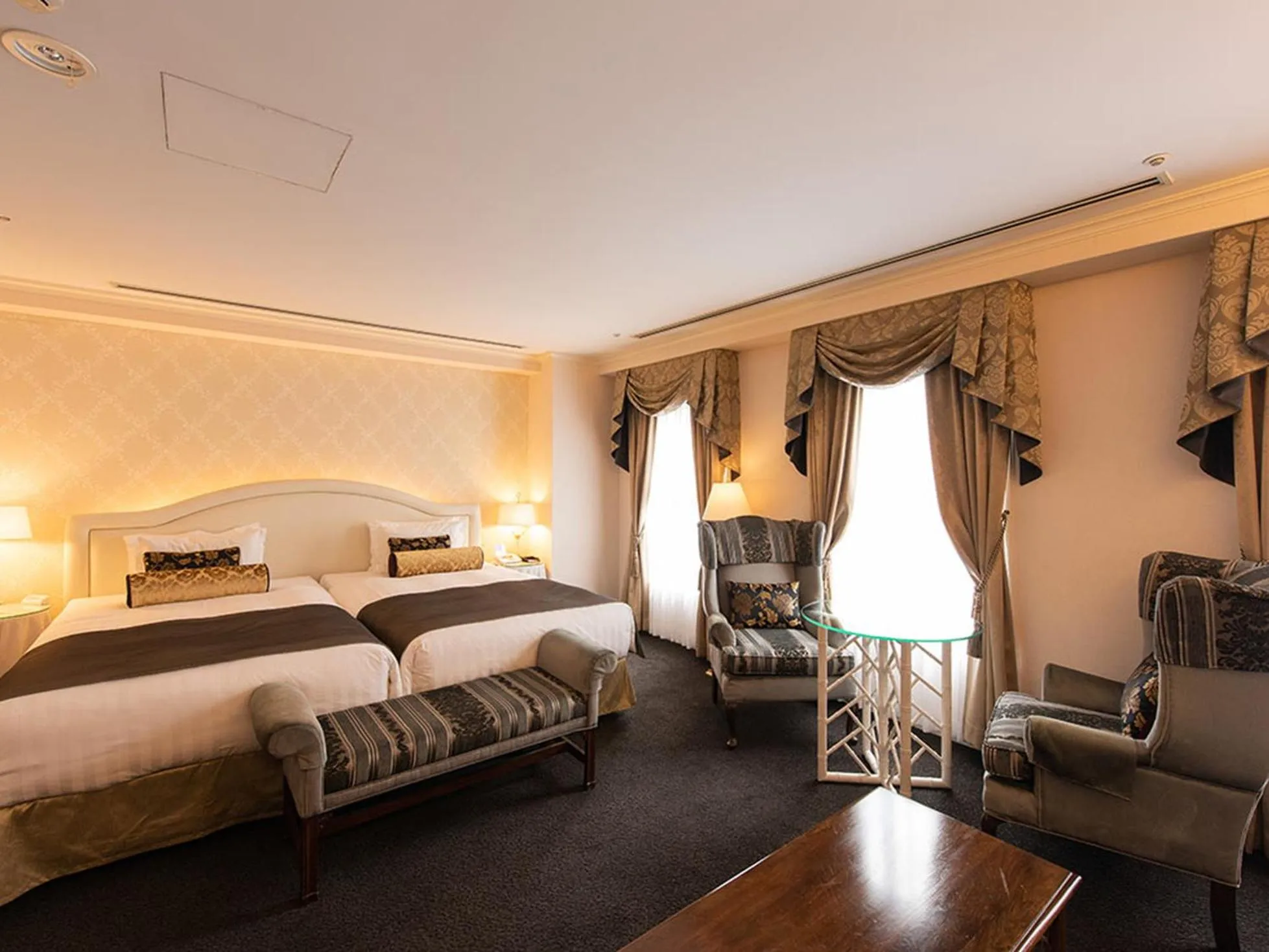 Bed in Kobe Kitano Hotel