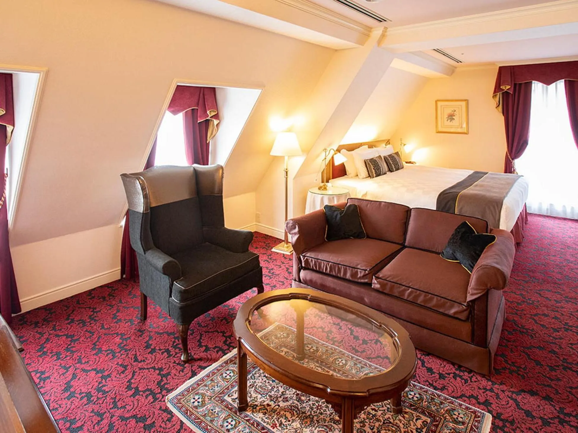 Bed in Kobe Kitano Hotel