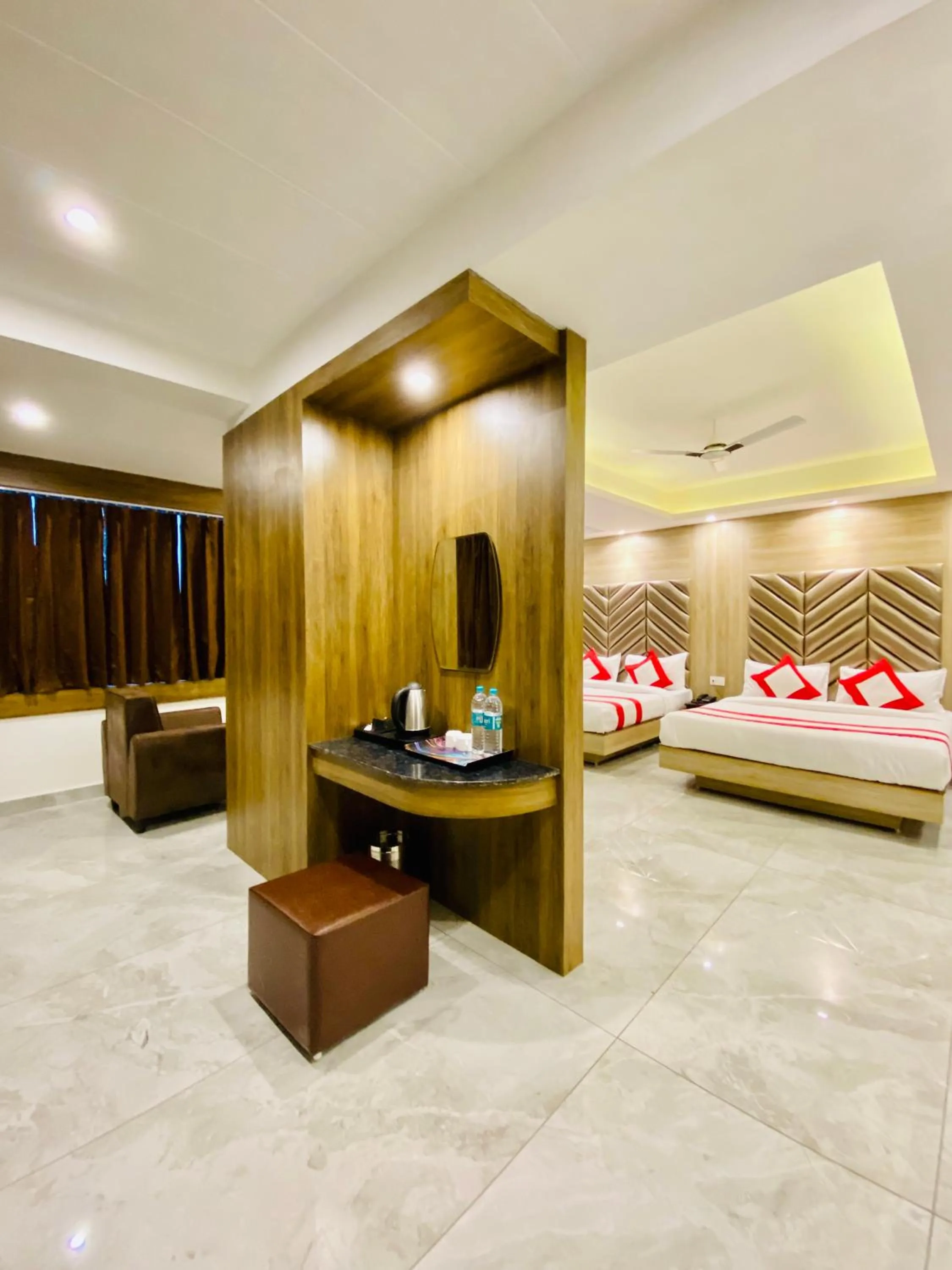 Coffee/tea facilities, Bed in The Eleganza