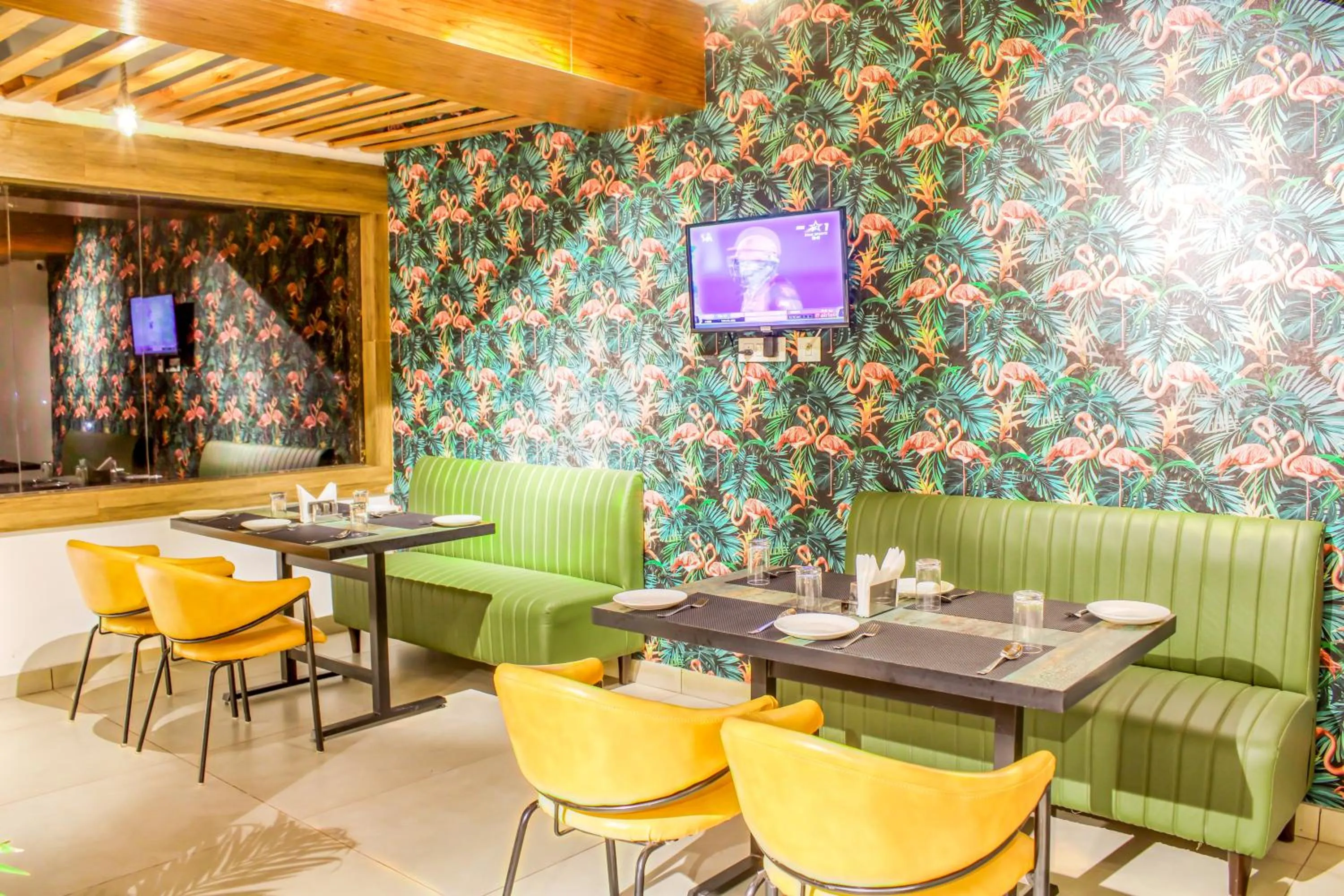 Restaurant/places to eat in The Eleganza