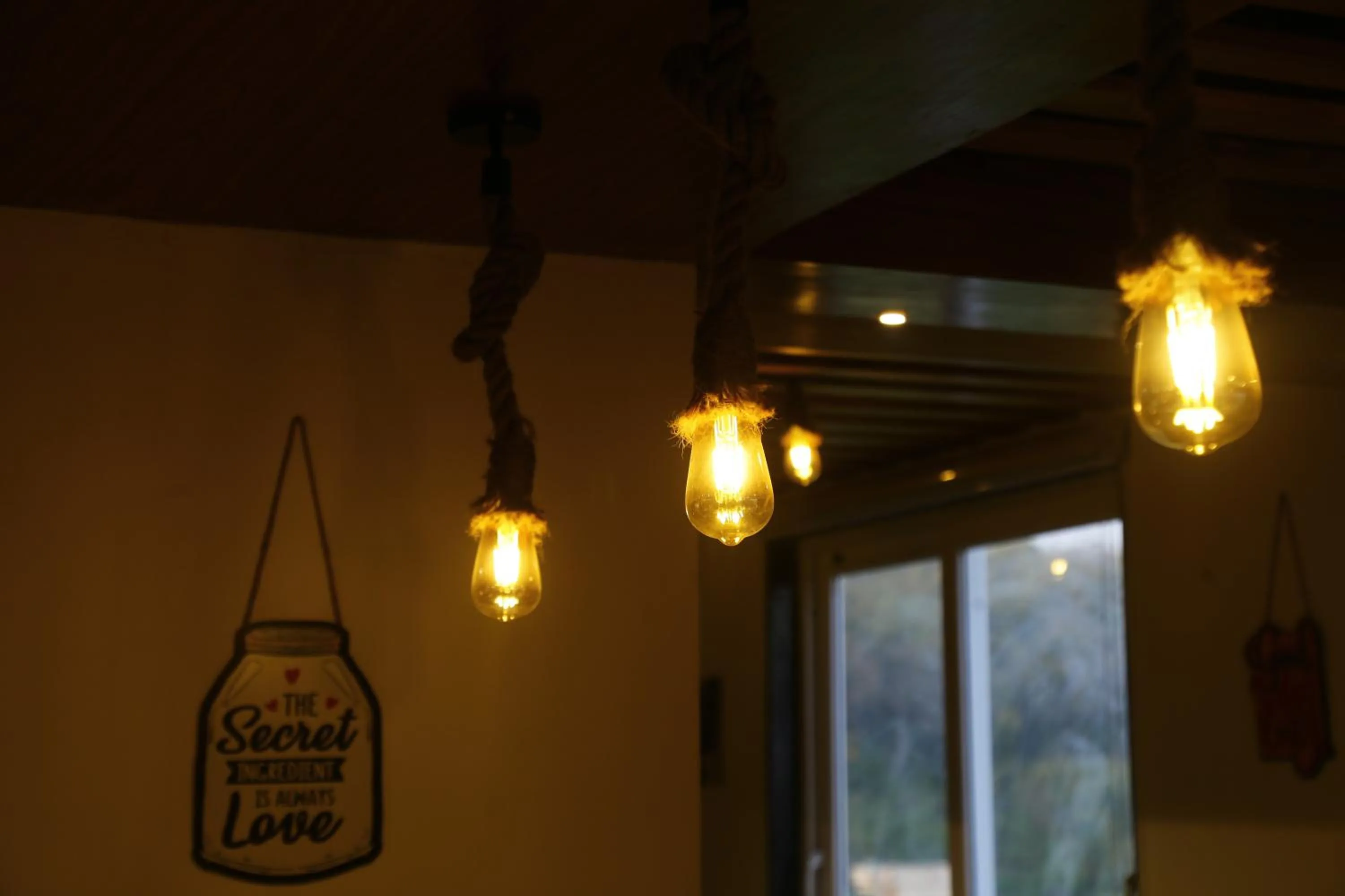 Restaurant/places to eat in The Eleganza