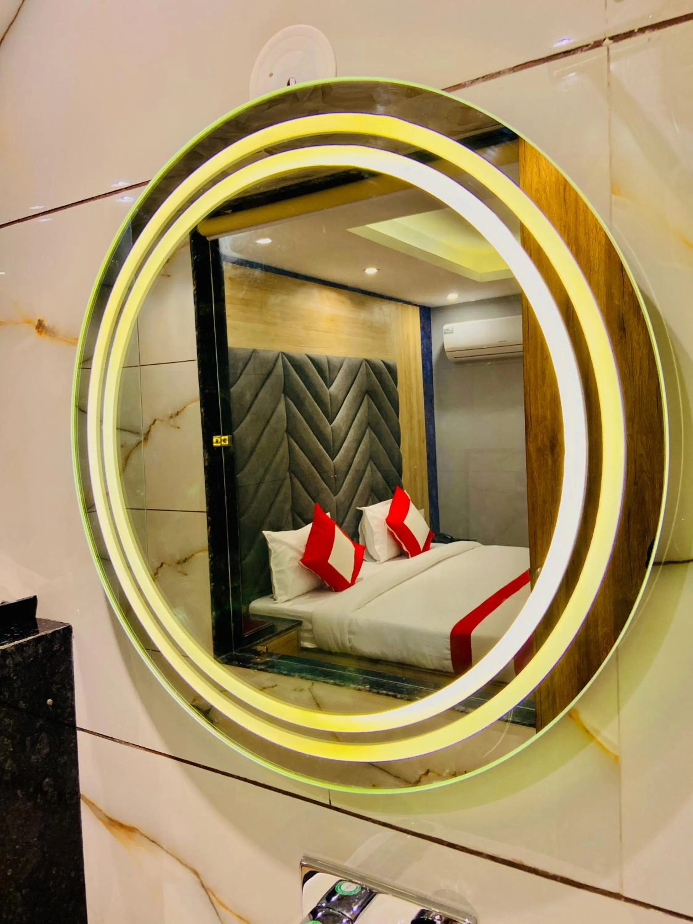 Bedroom, Bed in The Eleganza