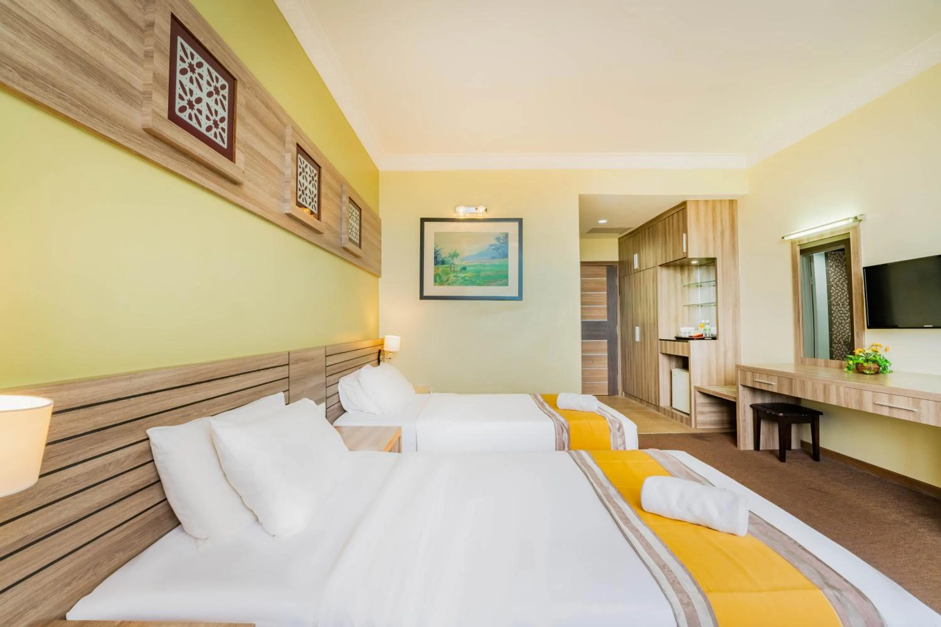 Bed in HIG Hotel & Convention