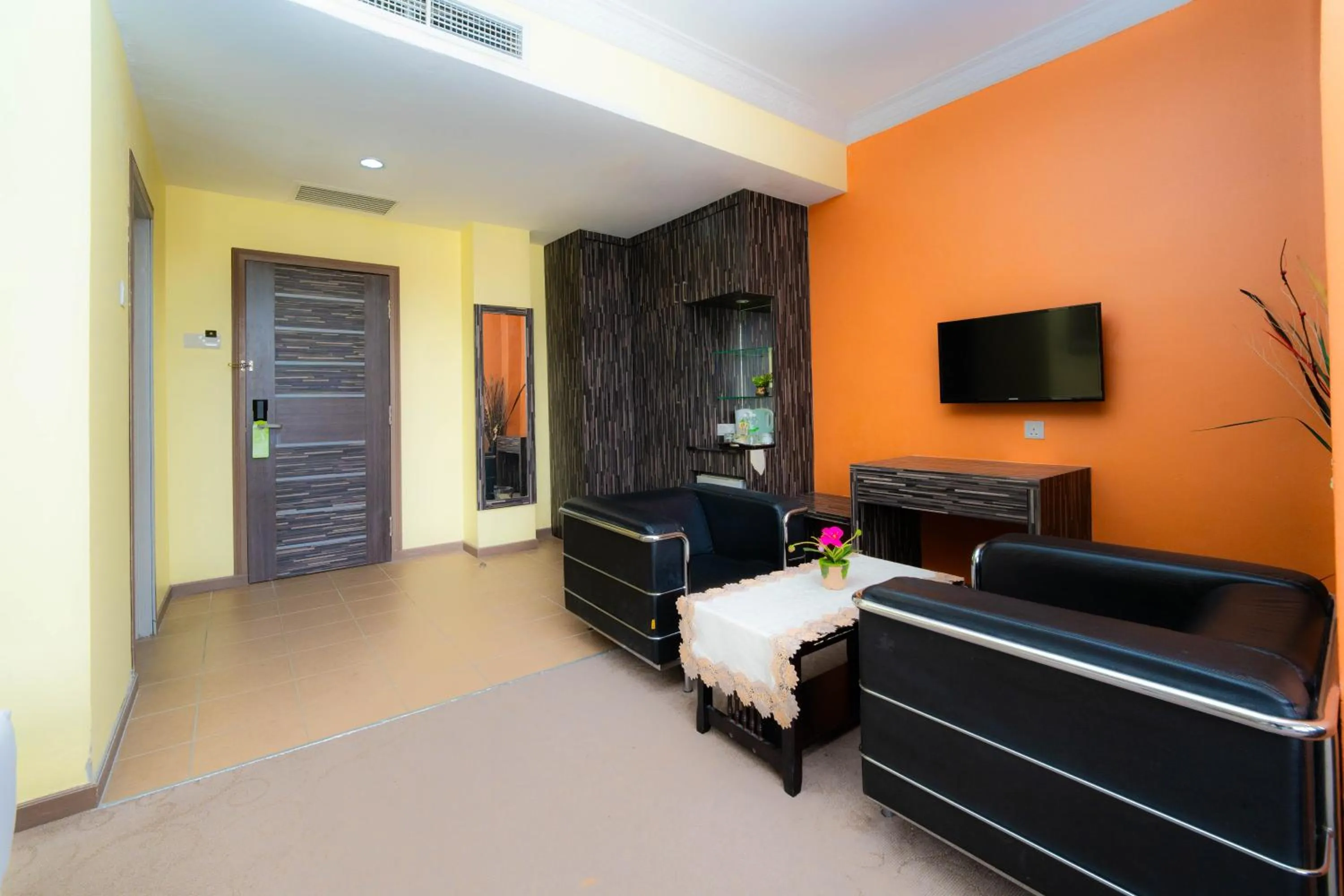 HIG Hotel & Convention