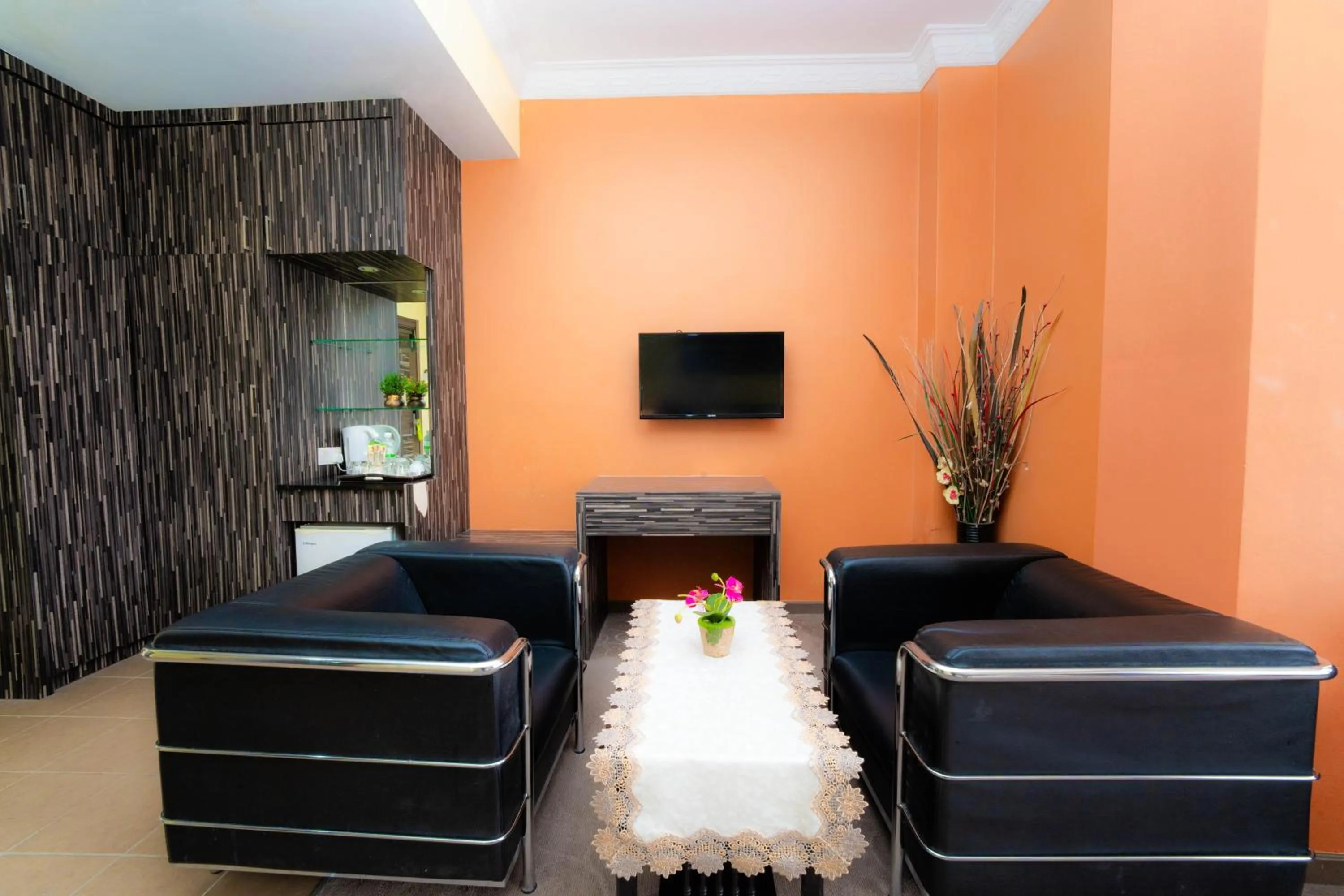 HIG Hotel & Convention