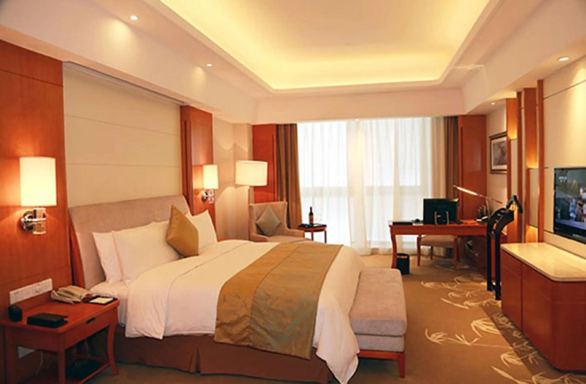 Photo of the whole room, Bed in Huaguoshan Hotel