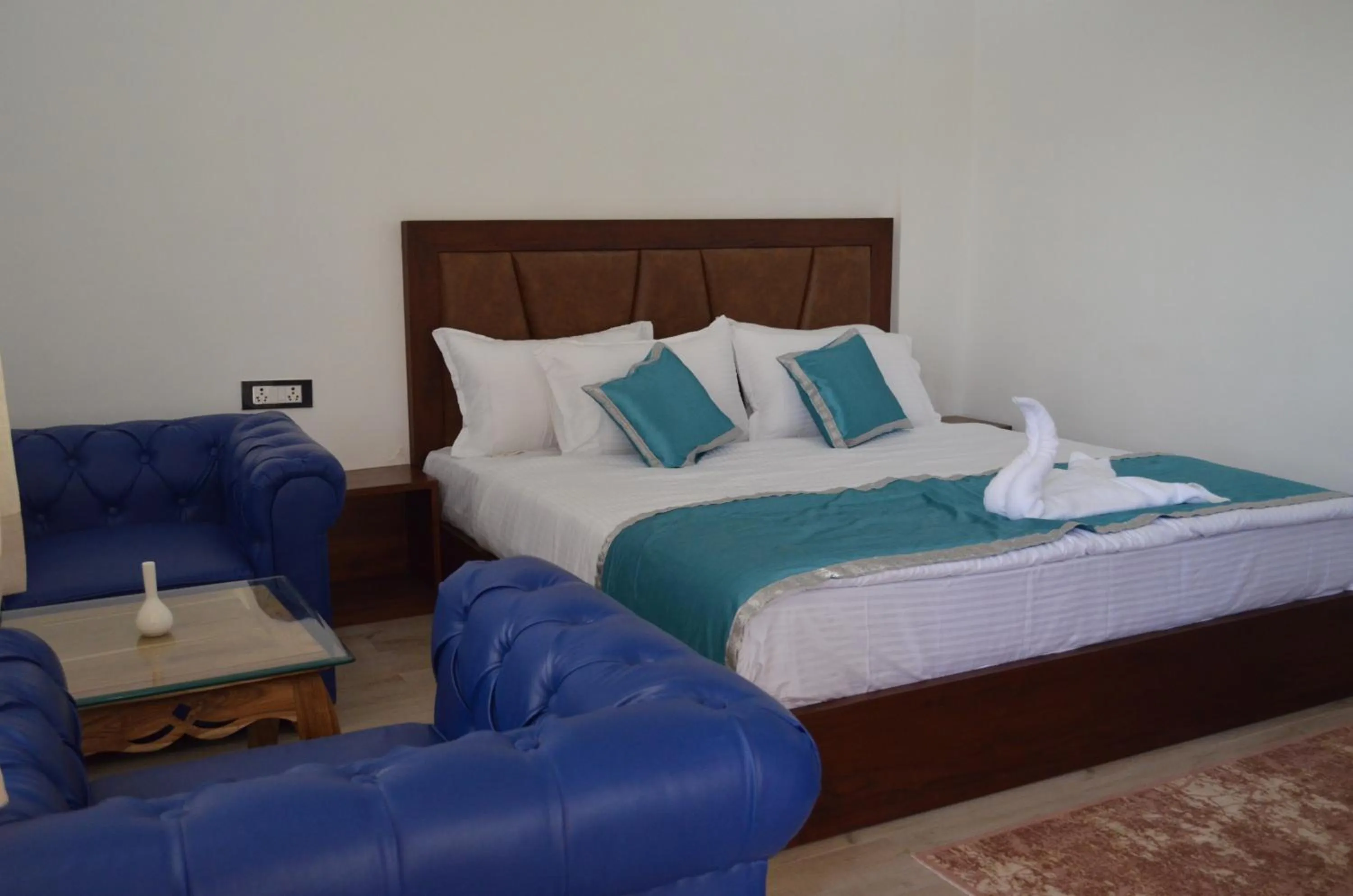 Bedroom in Chakrata Inn Resort