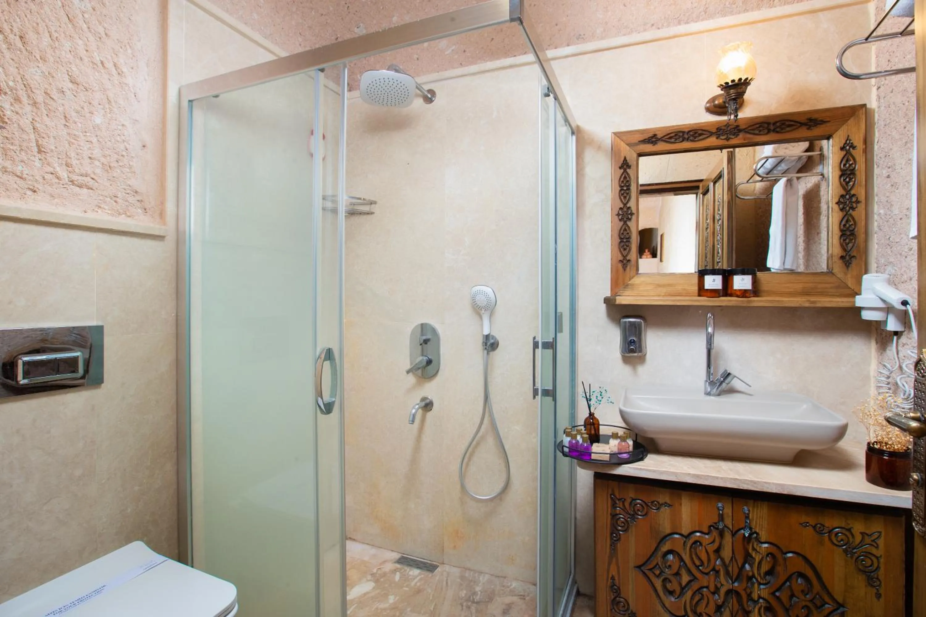 Toilet in Simera in Cappadocia - Special Class - Best View Rooftop