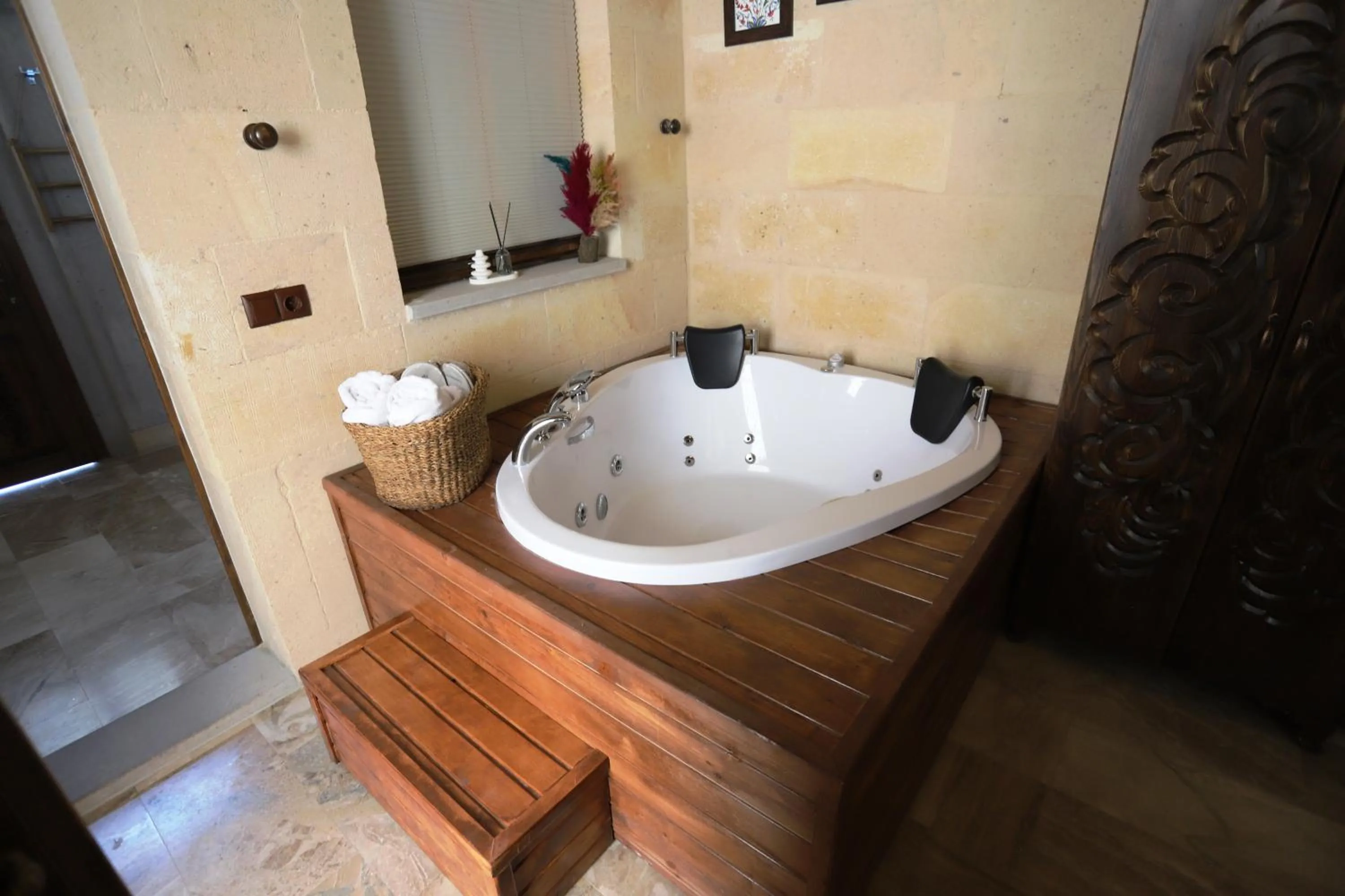 Bath in Simera in Cappadocia - Special Class - Best View Rooftop