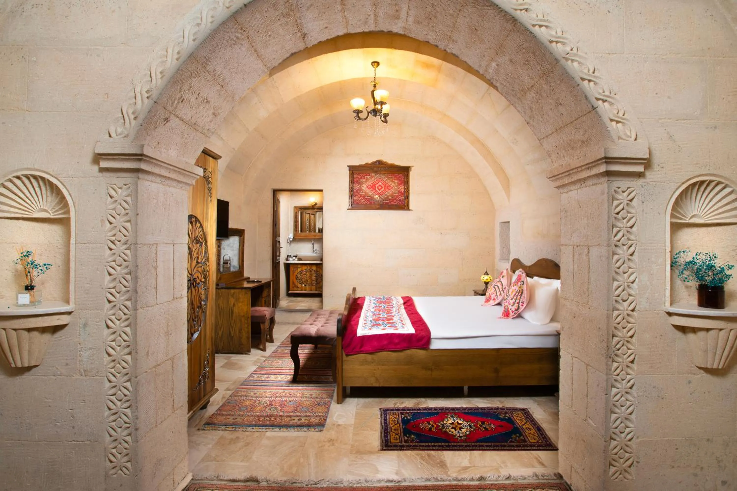 Massage, Bed in Simera in Cappadocia - Special Class - Best View Rooftop