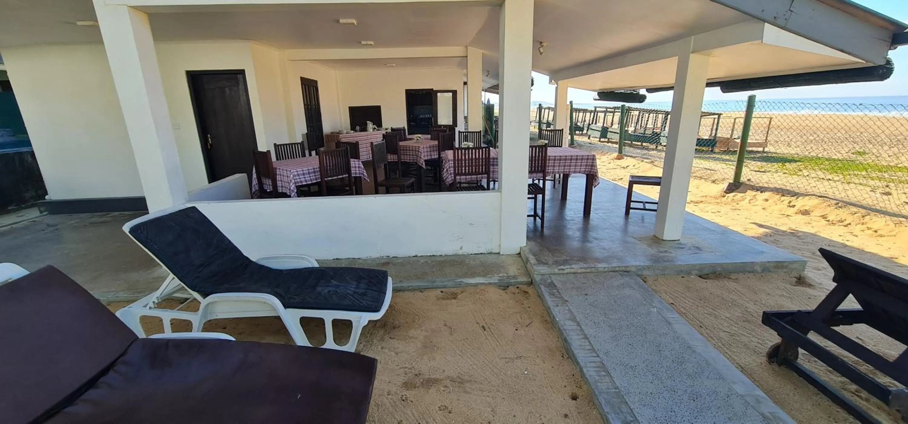 Thiranagama Beach Hotel